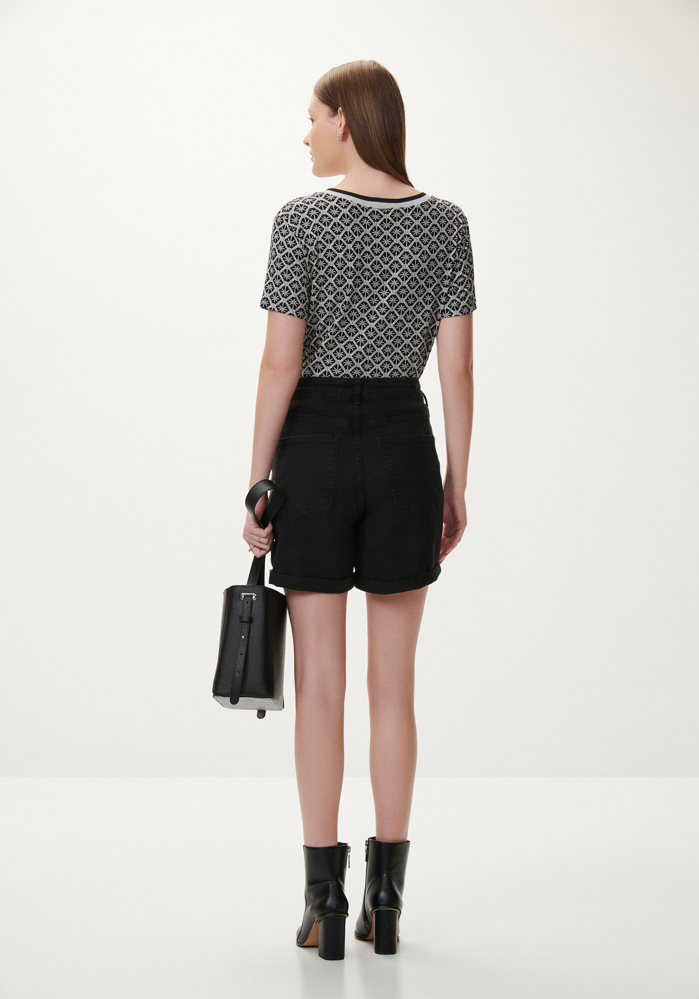 Blusa Estampada em Malha Viscose com Decote V, , large.