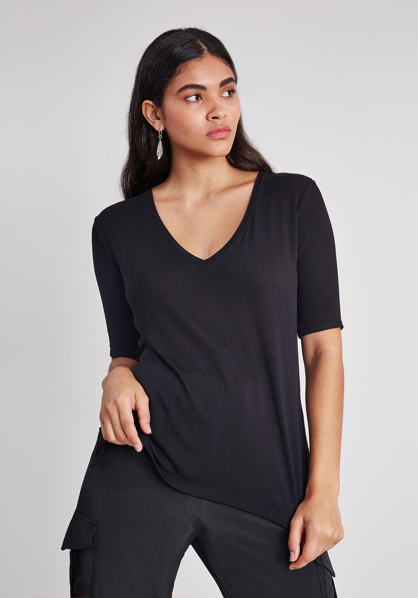 Blusa Decote V B&aacute;sica, , large.