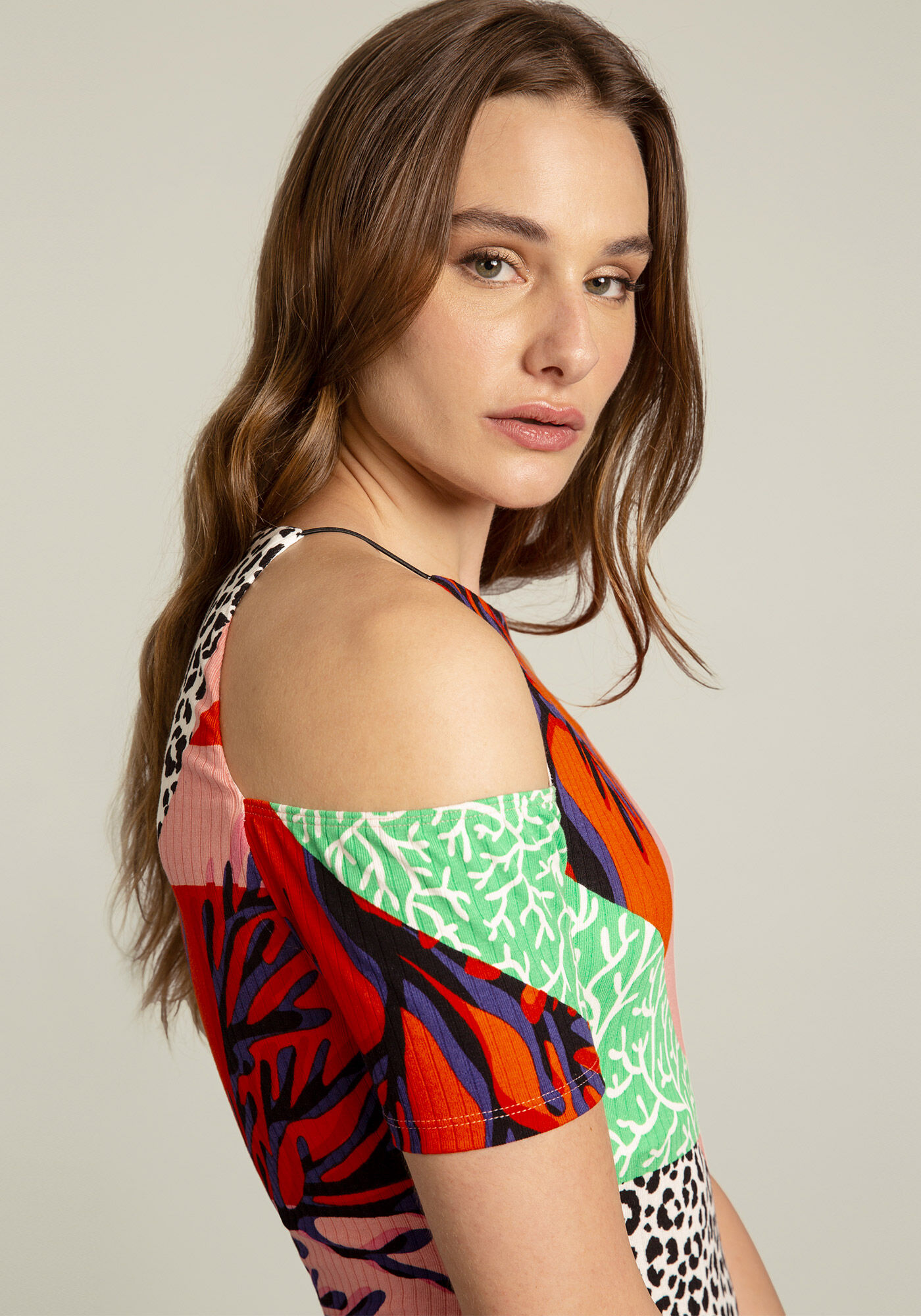 Vestido M&iacute;di Recorte Ombros, , large.