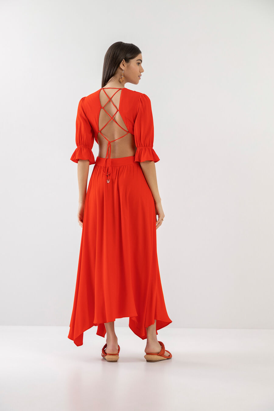 Vestido Midi em Crepe com Recorte Costas, . Vestido Midi em Crepe com Recorte Costas, , large.