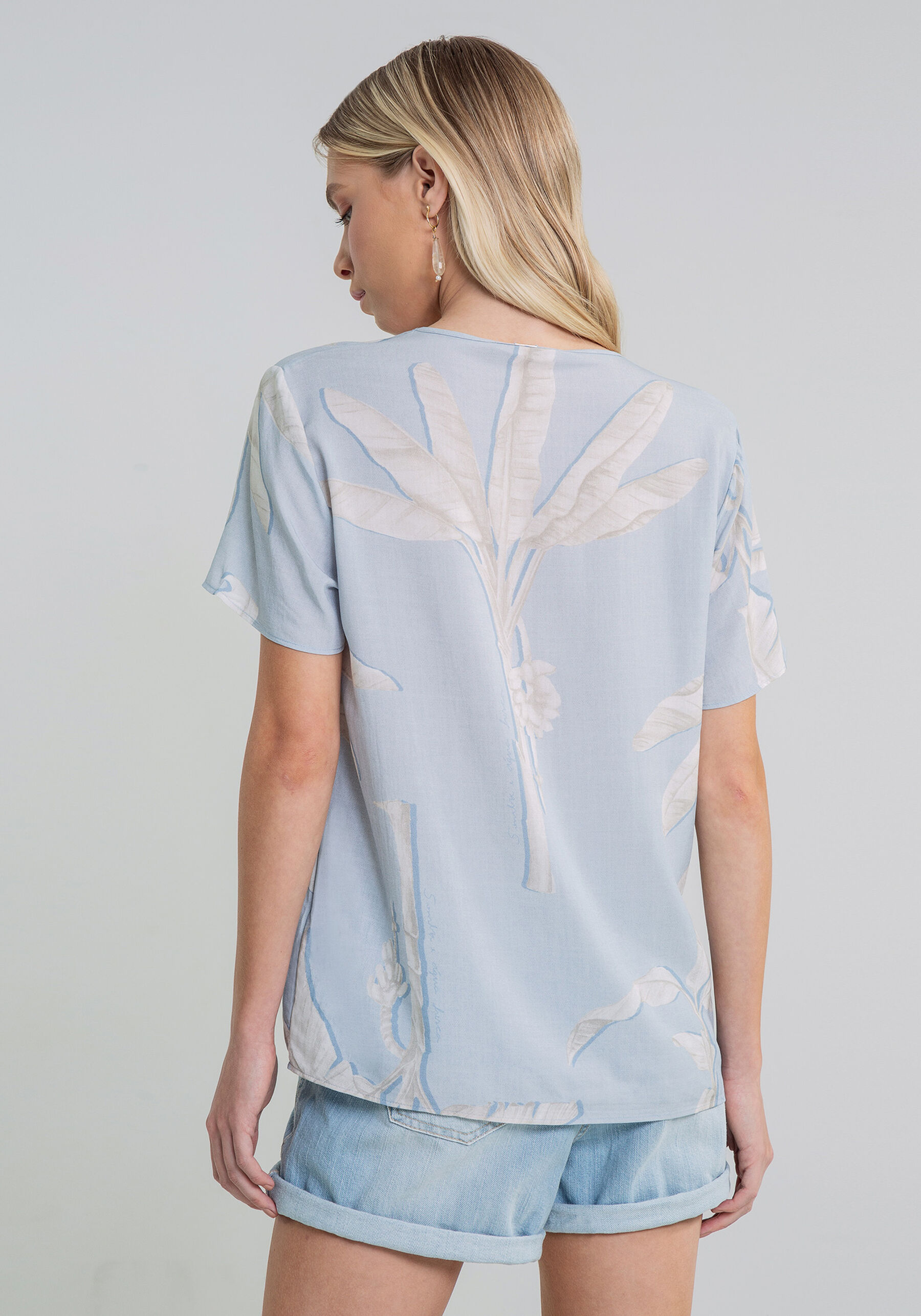 Blusa Decote V Estampa Agata, . Blusa Decote V Estampa Agata, , large.
