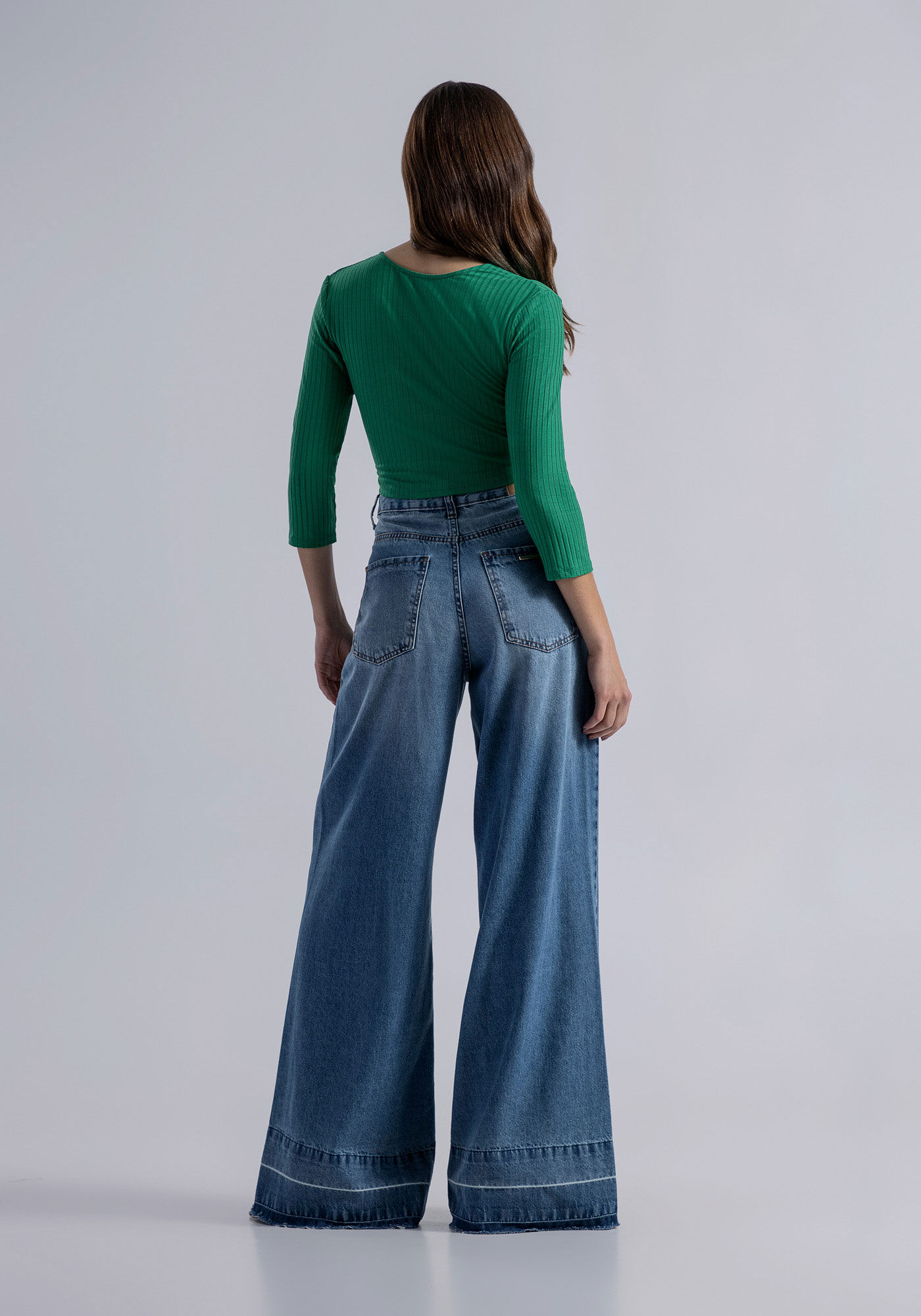 Blusa Manga 3/4 Canelada com Transpasse, VERDE PANTANAL, large.