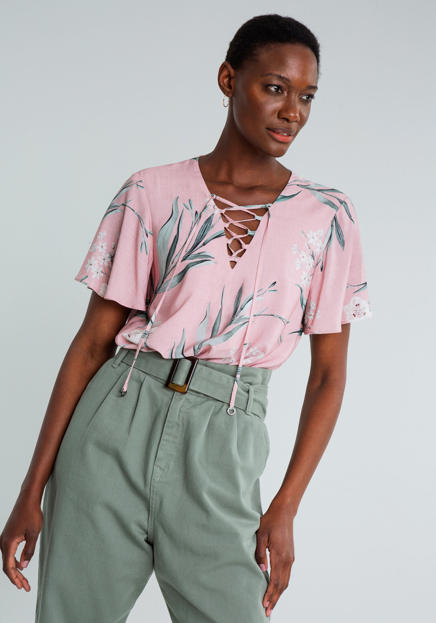 Blusa Amarra&ccedil;&atilde;o Decote Estampada, LIRIOS, large.
