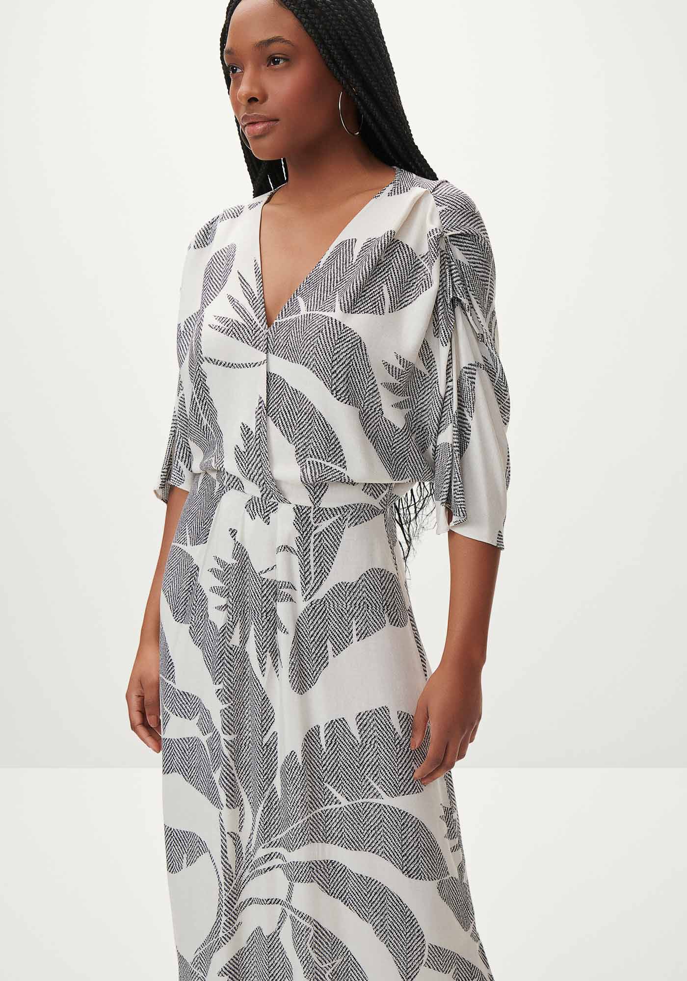 Vestido Midi em Viscose com Pregas Manga, , large.