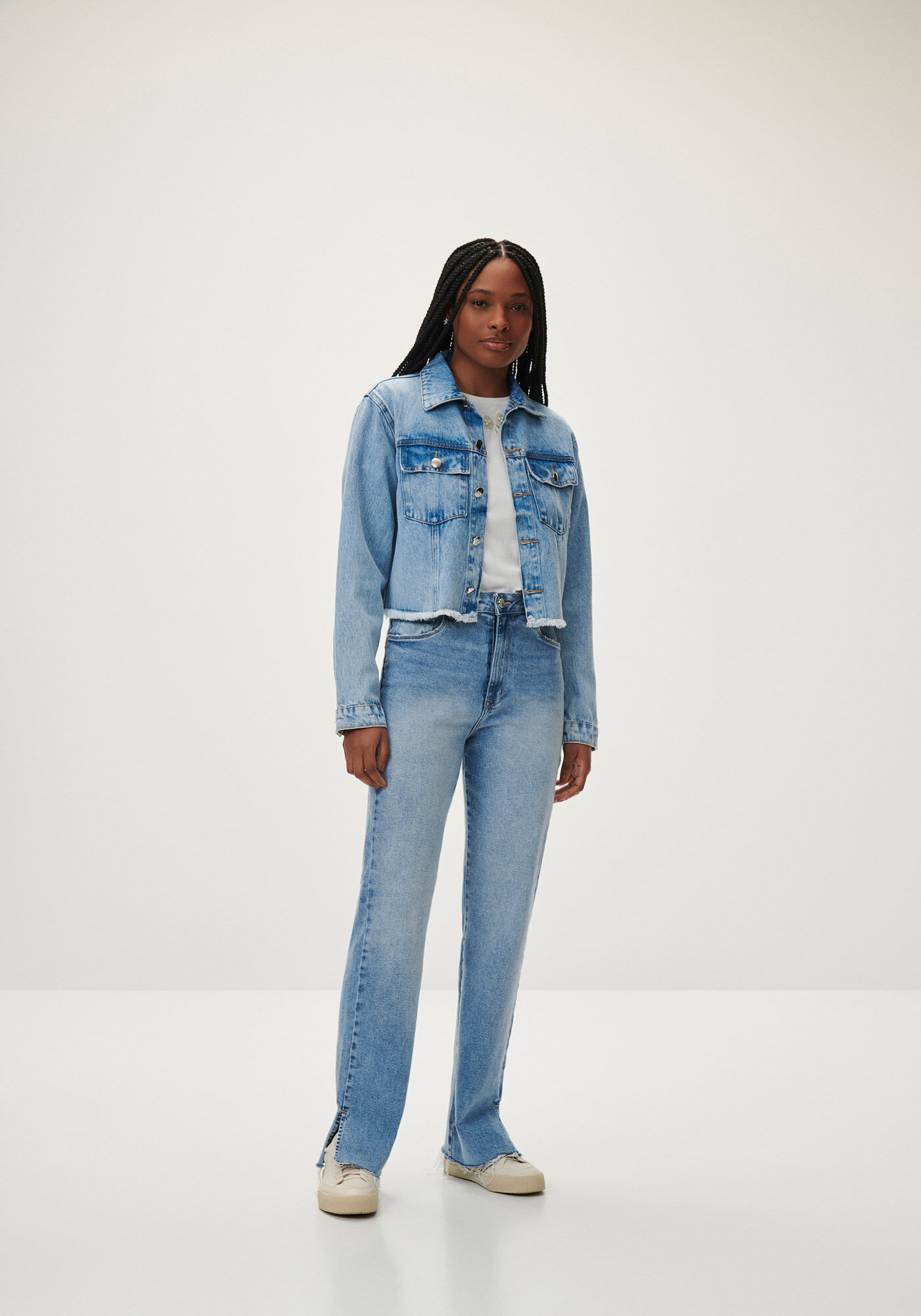 T-shirt em Algod&atilde;o Respons&aacute;vel com Bordado P&eacute;rolas, , large.