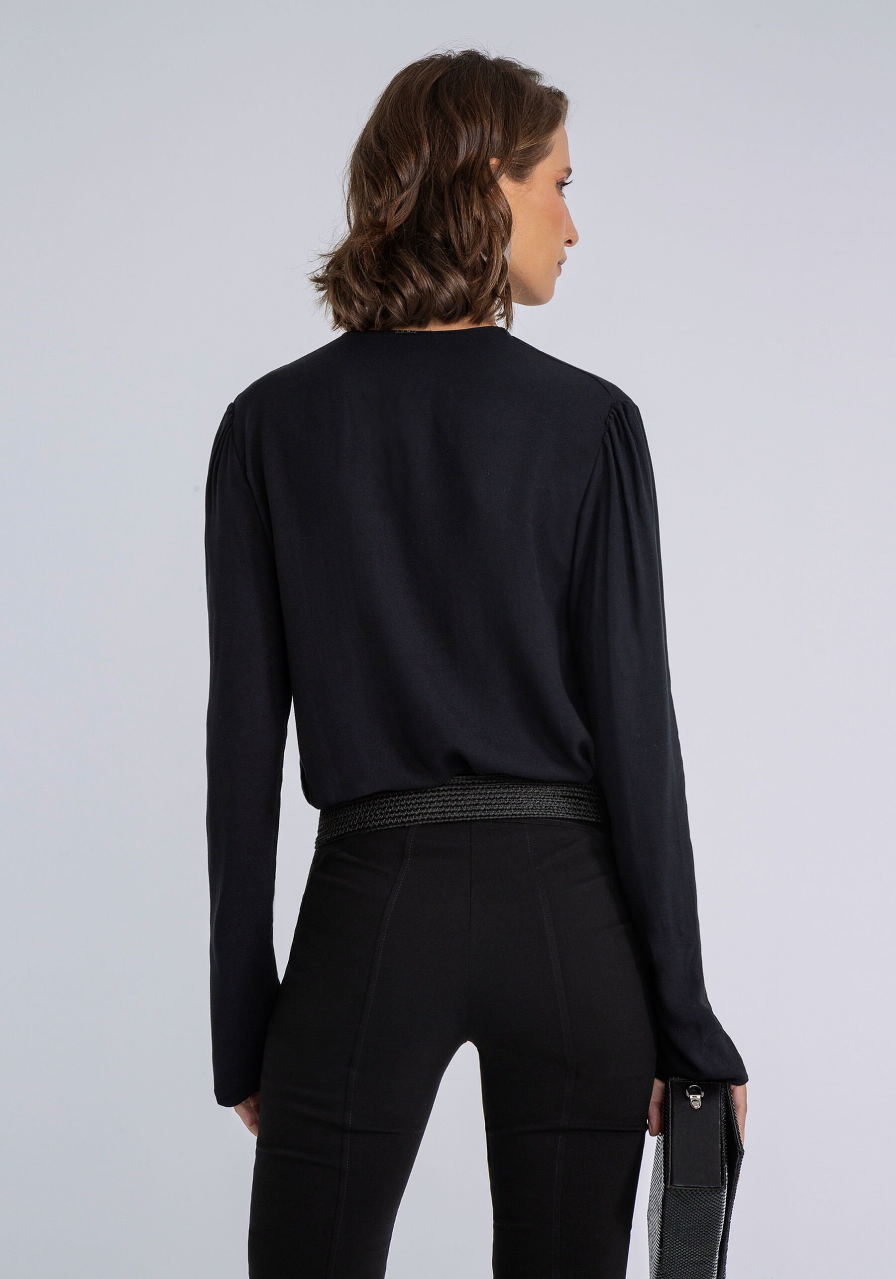 Body Manga Longa Recorte Fluido, PRETO. Body Manga Longa Recorte Fluido, PRETO, large.