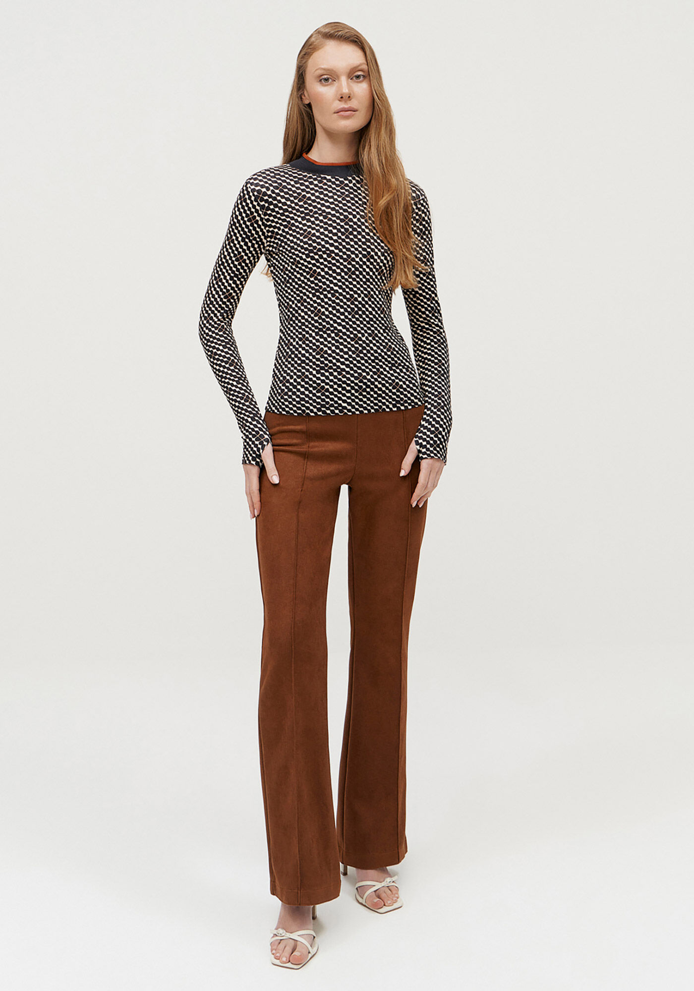 Blusa Manga Longa Canelada com Gola Alta Retil&iacute;nea, PATTERN, large.