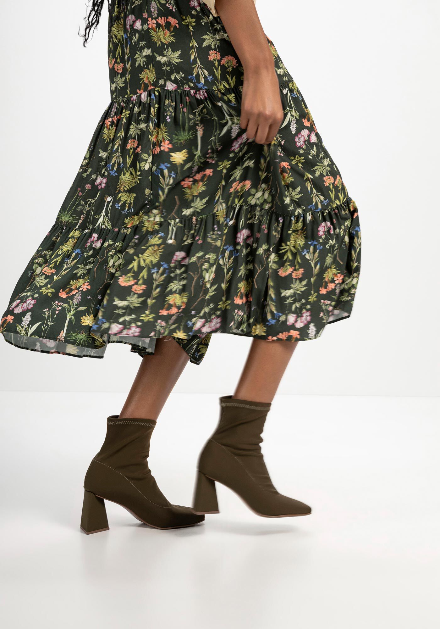 Bota Knit Bico Fico com Salto Flare, , large.