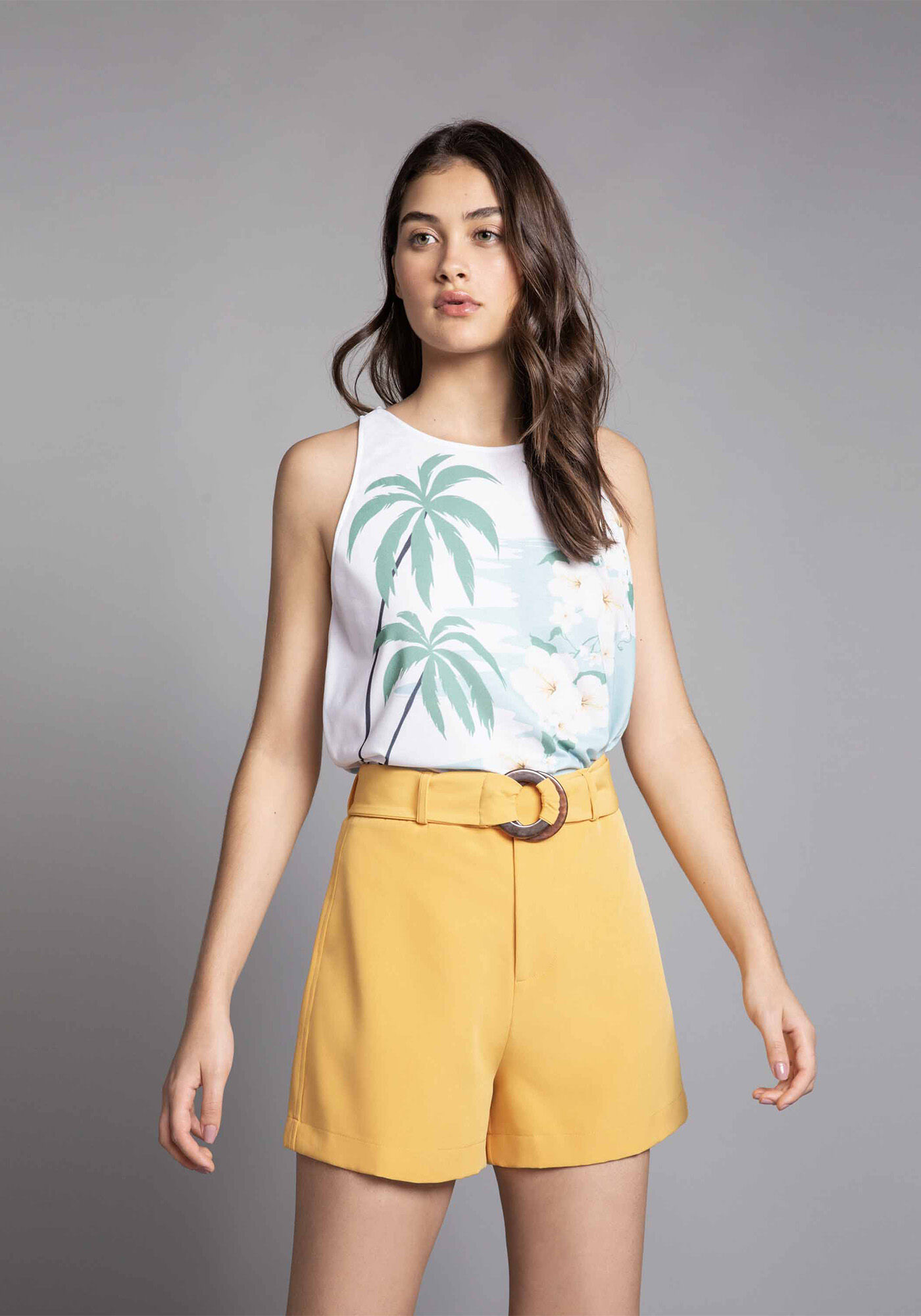 Short cintura alta combina com cheap que blusa
