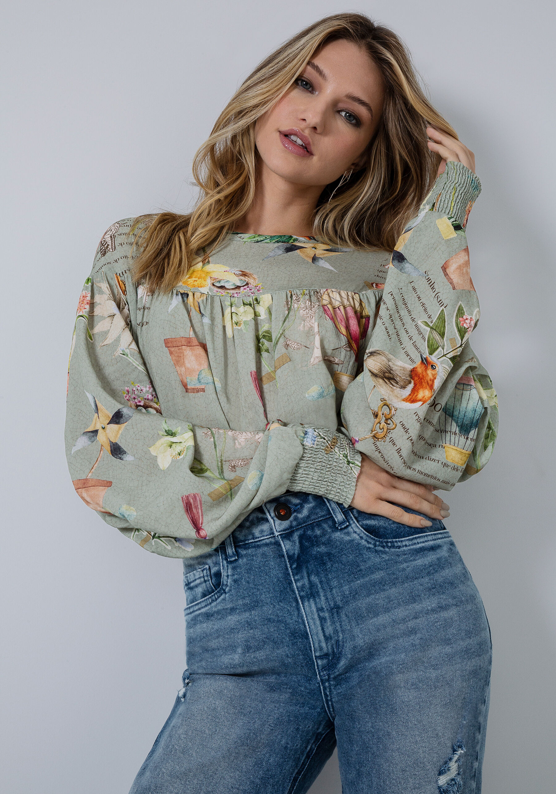 Blusa Manga Bufante em Viscose com Lastex, . Blusa Manga Bufante em Viscose com Lastex, , large.