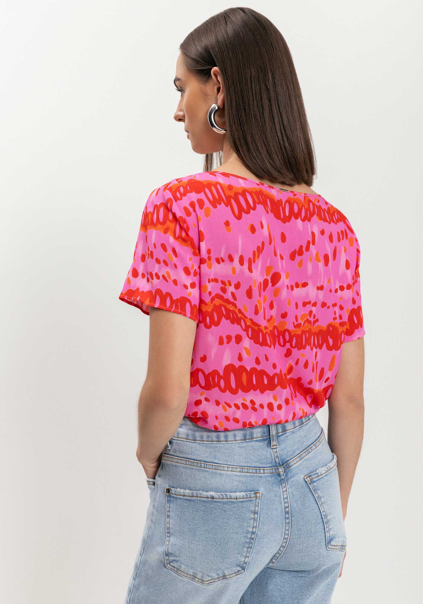 Blusa Estampada B&aacute;sica De Mangas Curtas Em Viscose, , large.