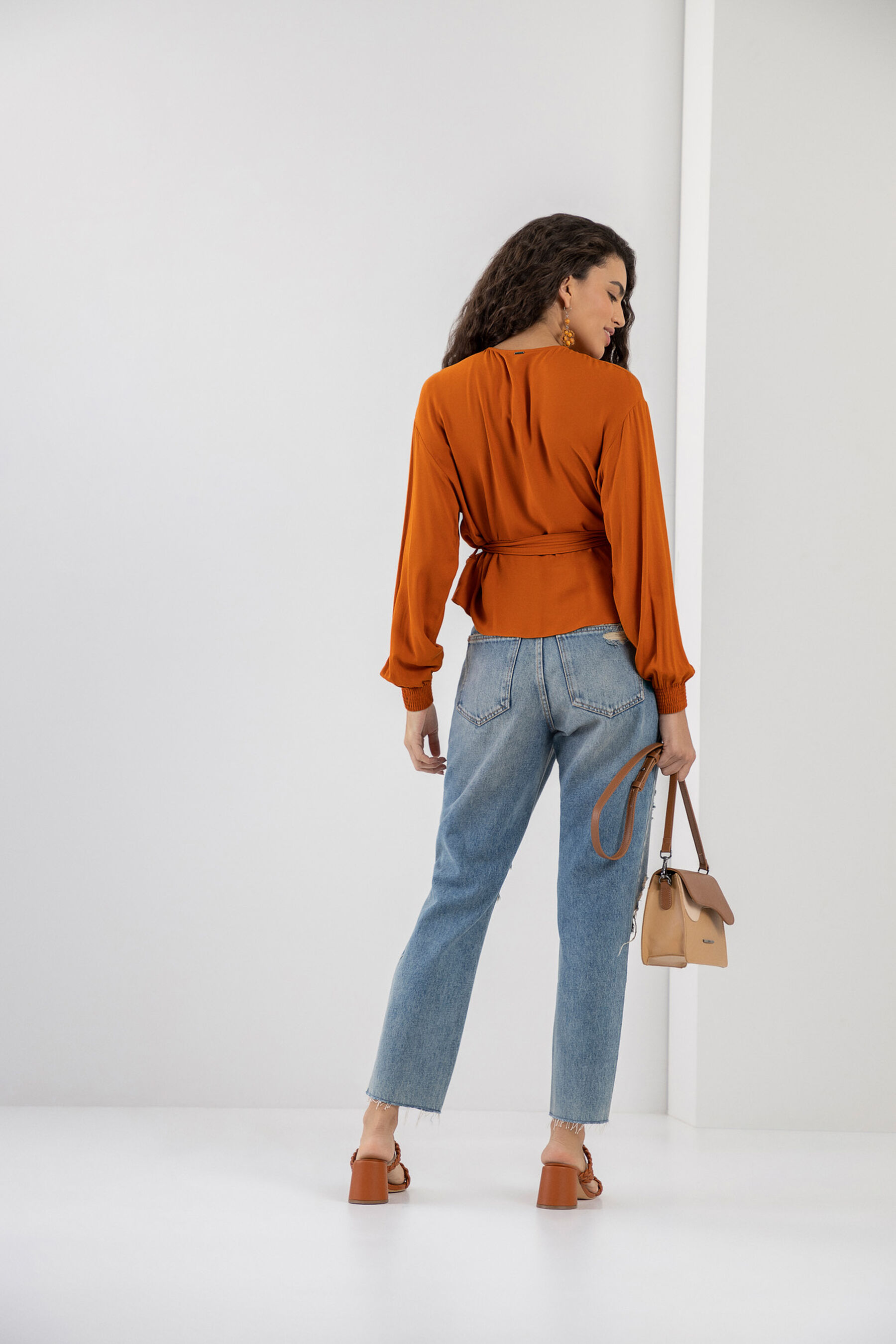 Jaqueta em Viscose com Cinto, MARROM UNIAO. Jaqueta em Viscose com Cinto, MARROM UNIAO, large.