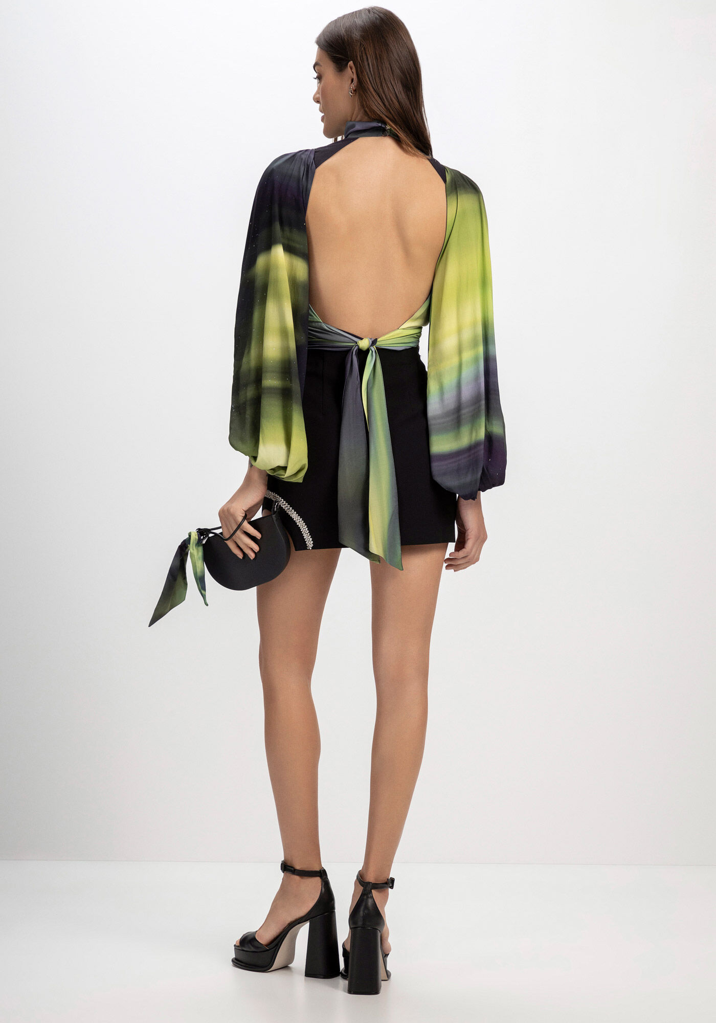 Blusa Cropped Manga Bufante com Gola Alta, , large.