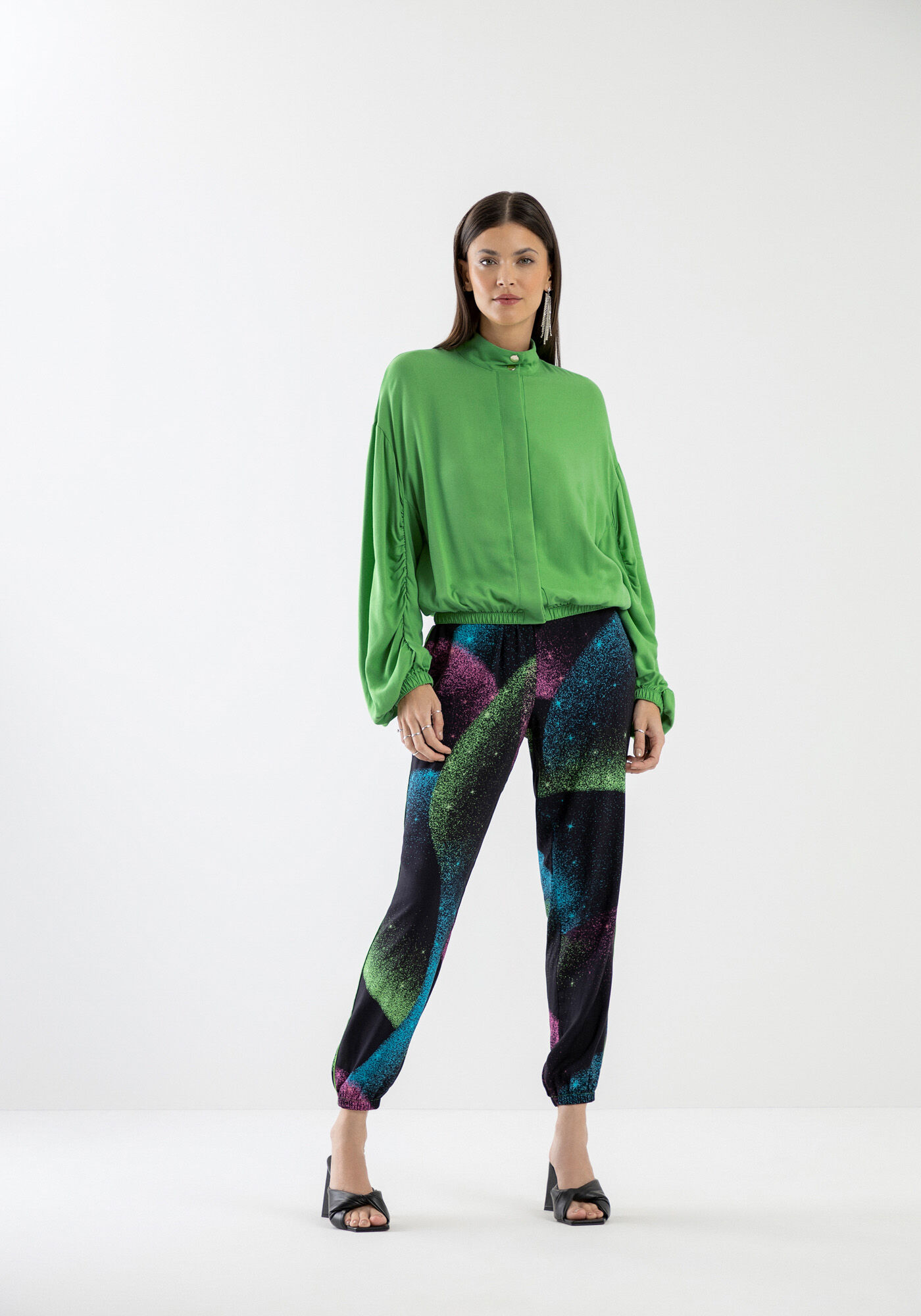 Jaqueta Bomber em Viscose com Manga Bufante, , large.