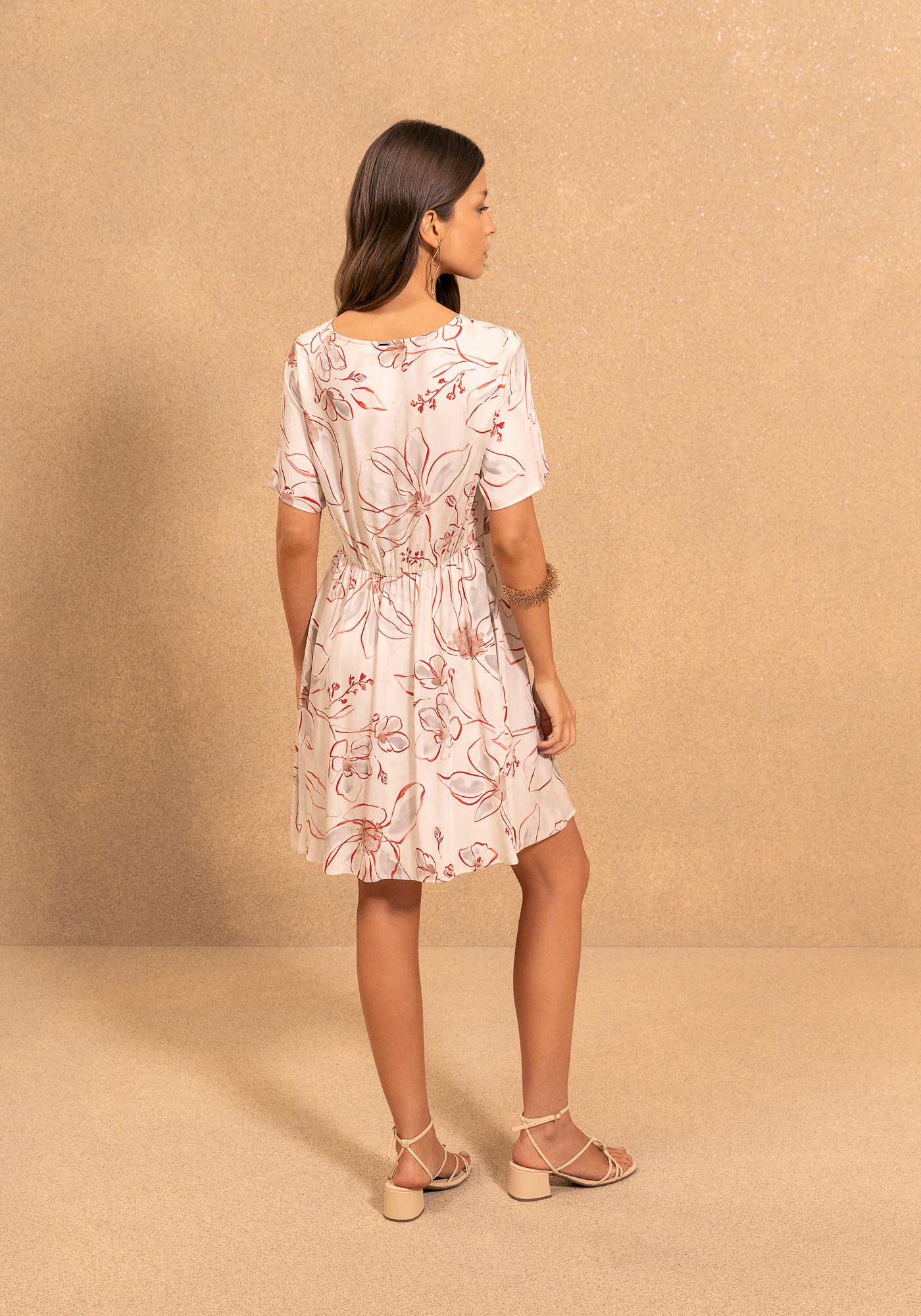 Vestido Curto Estampado Com Franzido Lateral Em Viscose, FLORADA BEGE, large.