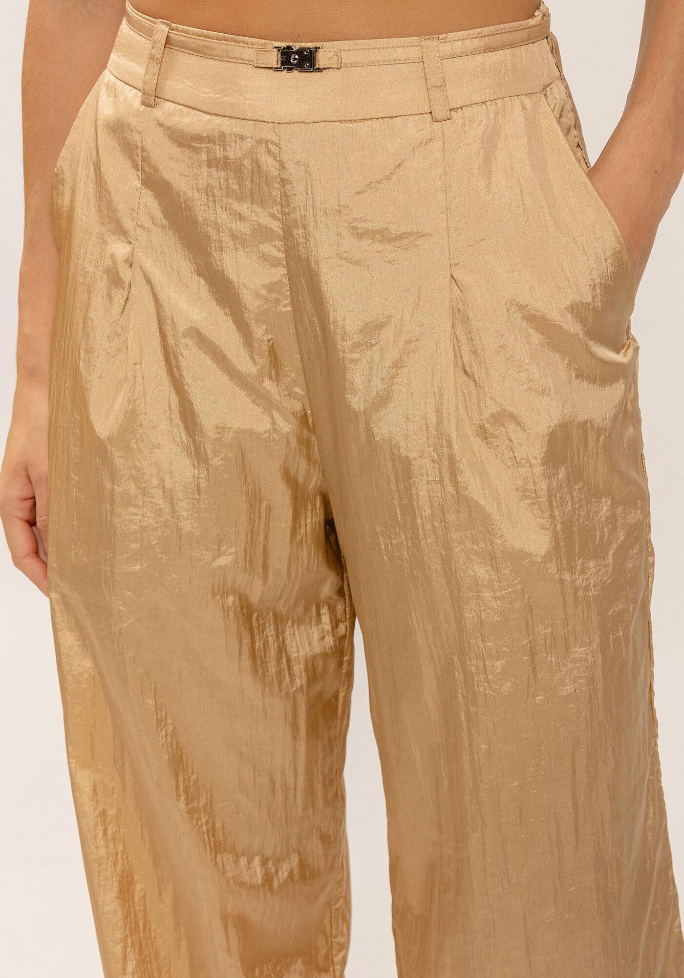 Cal&ccedil;a Reta em Nylon Brilho com Cinto, , large.