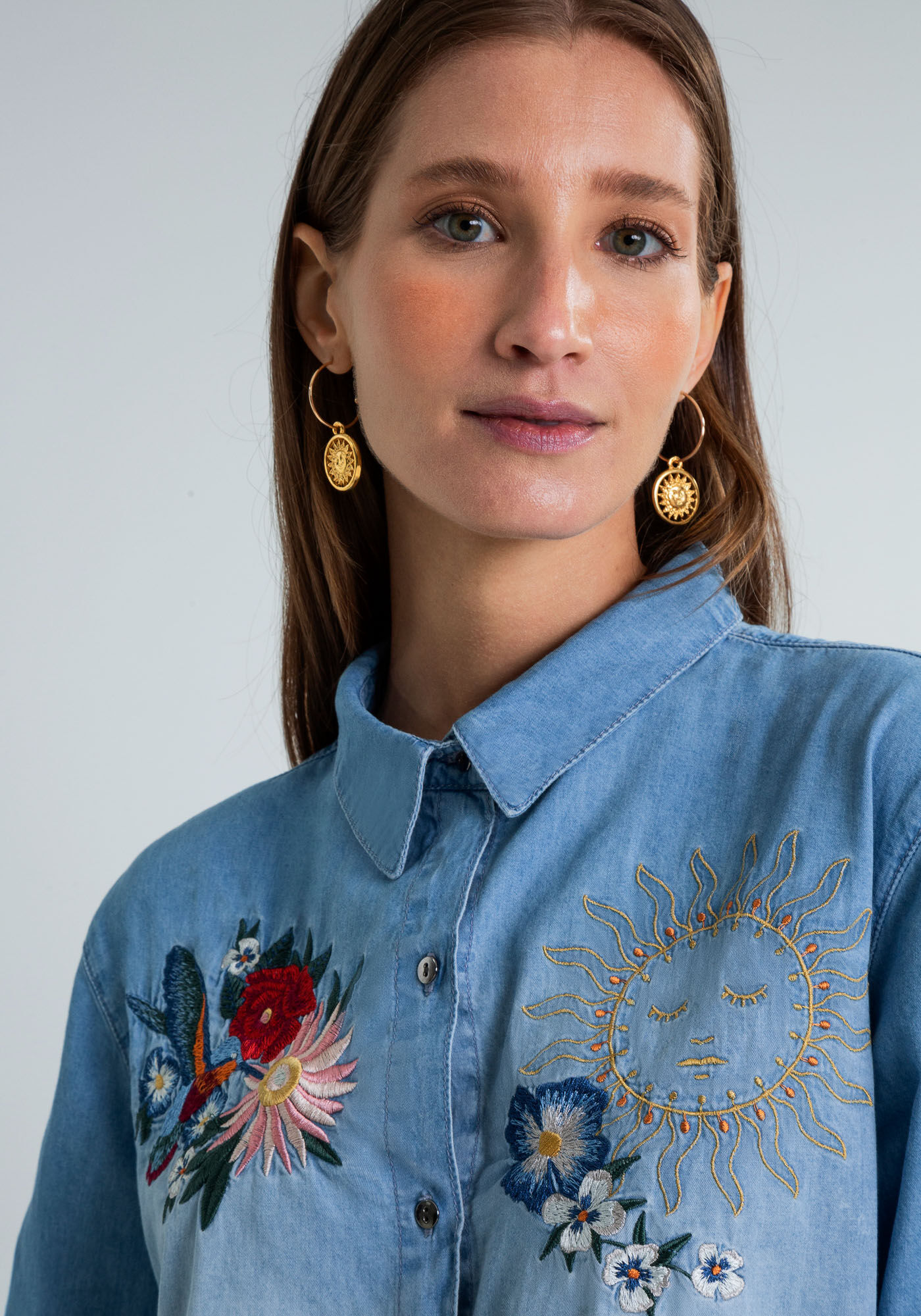 Blusa top jeans bordada