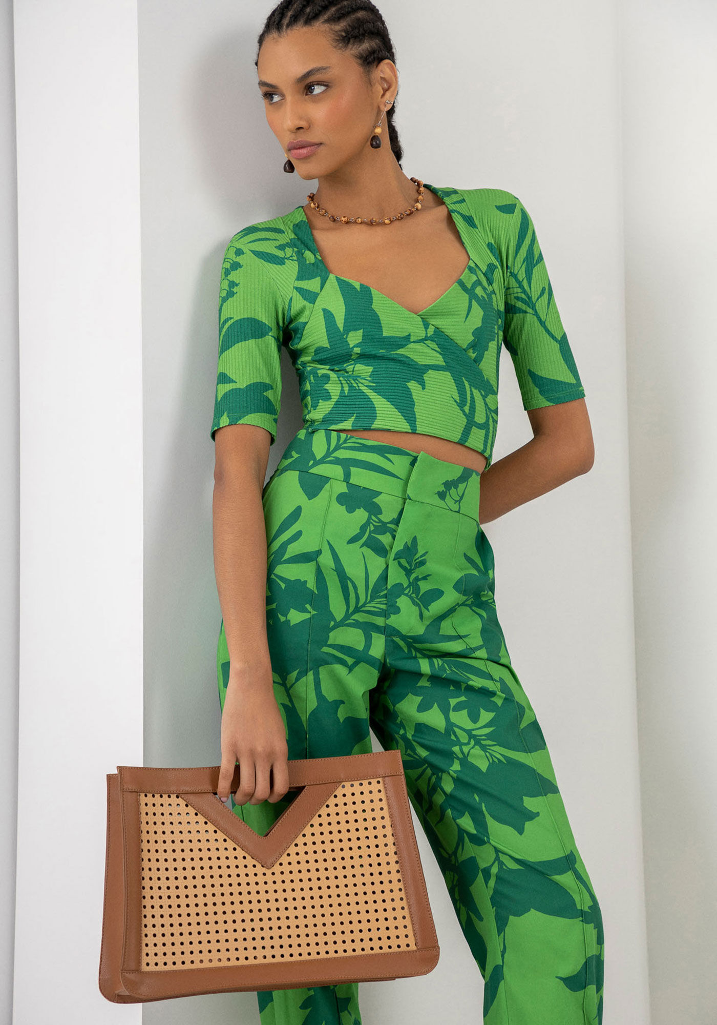 Blusa Canelada Estampada com Decote Transpassado, , large.