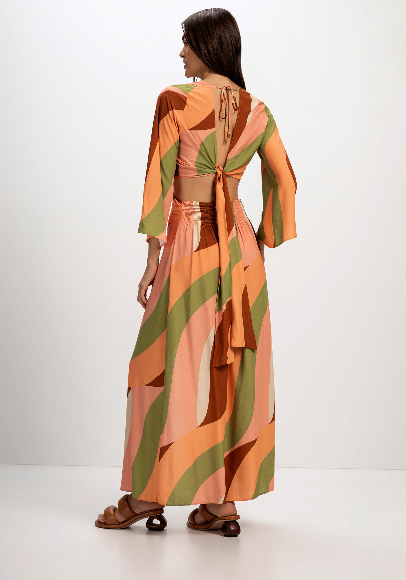 Vestido longo estampado online com fenda frontal