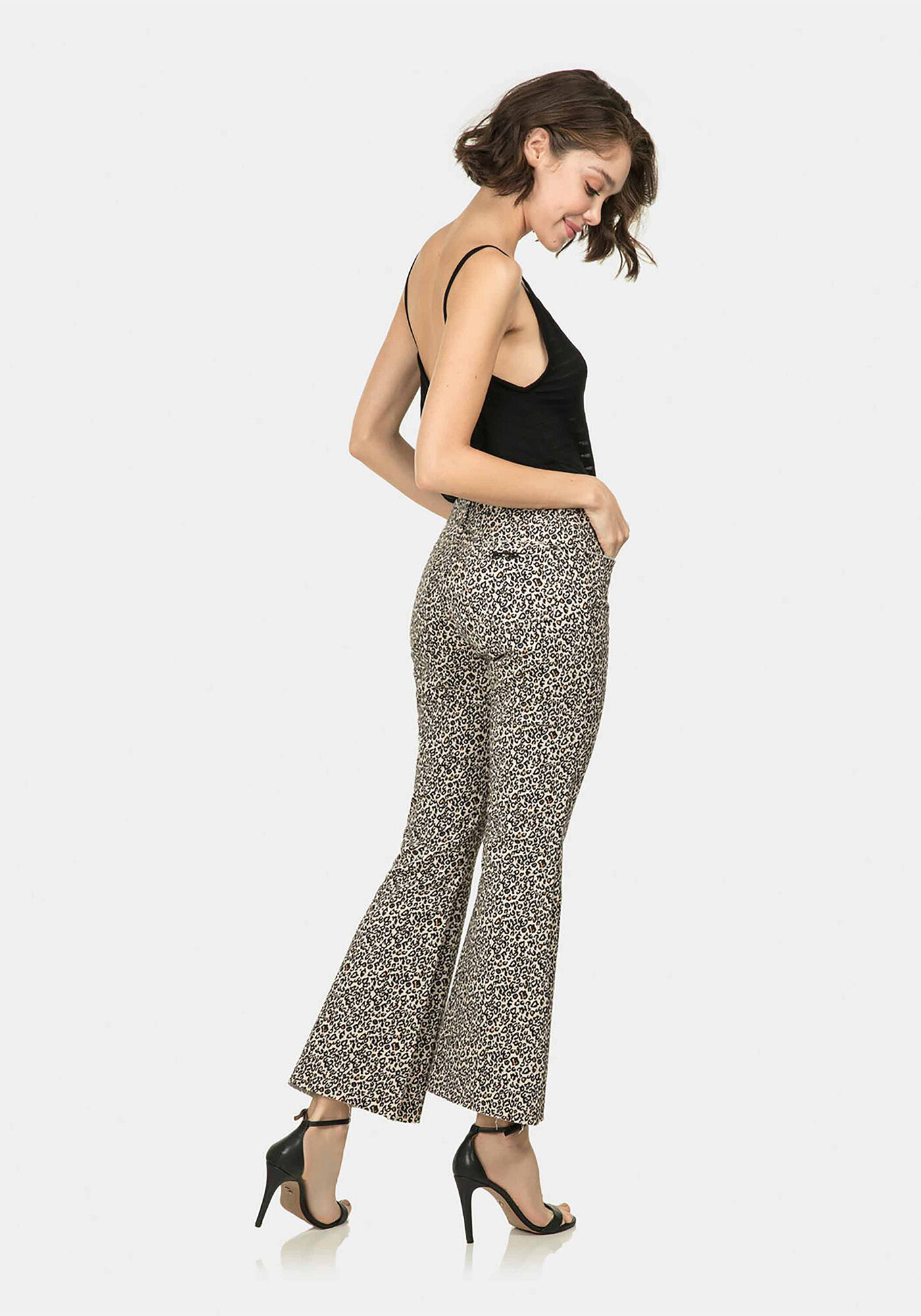 Cal&ccedil;a Jeans Flare Cropped Malibu, , large.