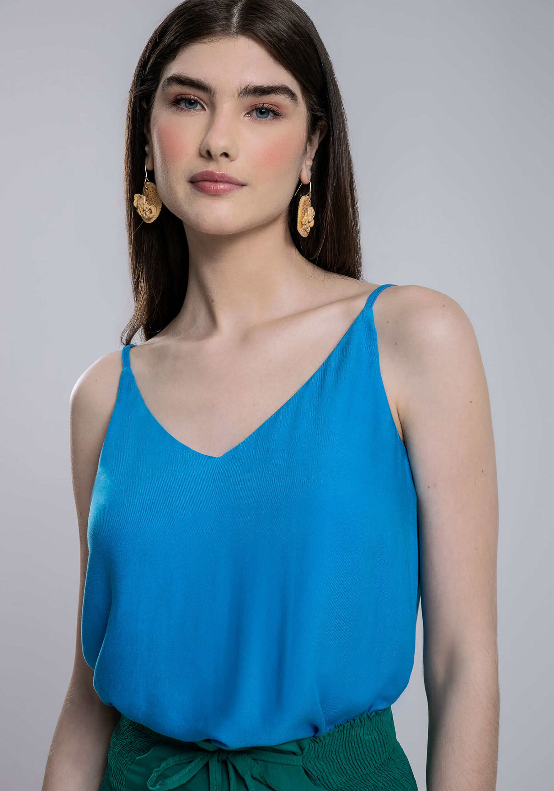 Blusa Alça Fina Decote V Cores, . Blusa Alça Fina Decote V Cores, , large.