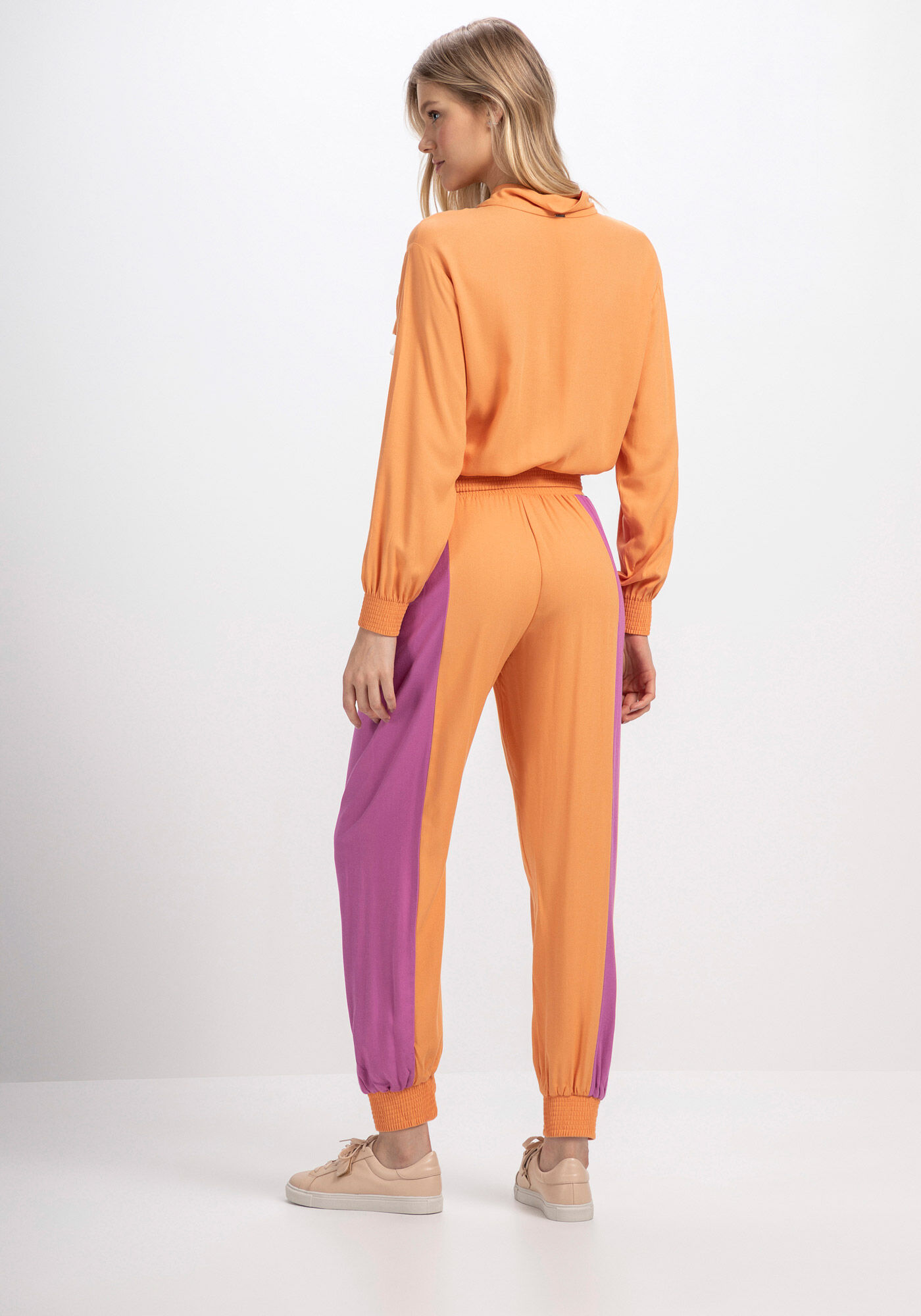 Cal&ccedil;a Jogging em Crepe com Recortes, LARANJA ARENA, large.