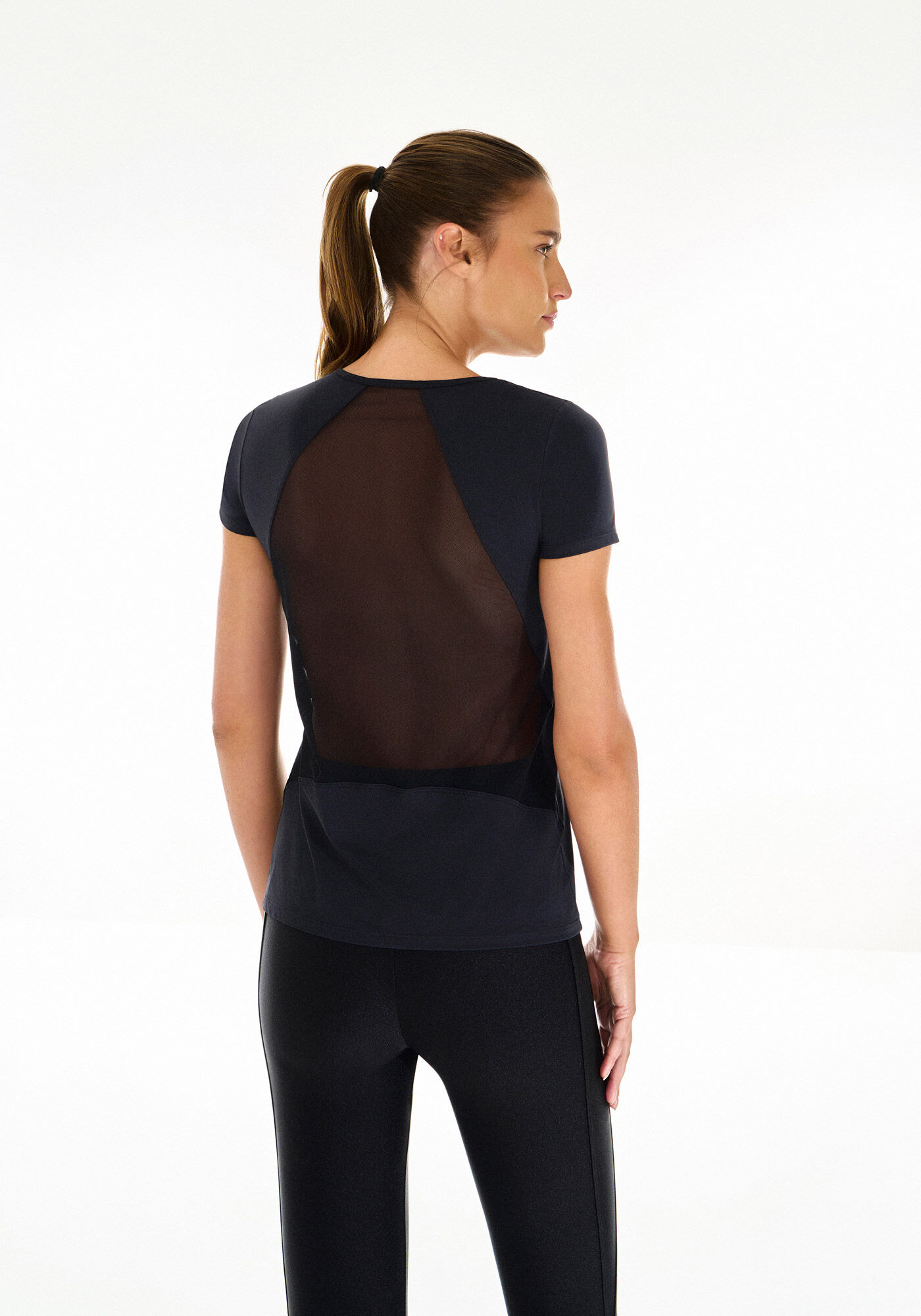 Blusa Manga Curta MOVE Fitness com Recorte Tule, PRETO REATIVO, large.