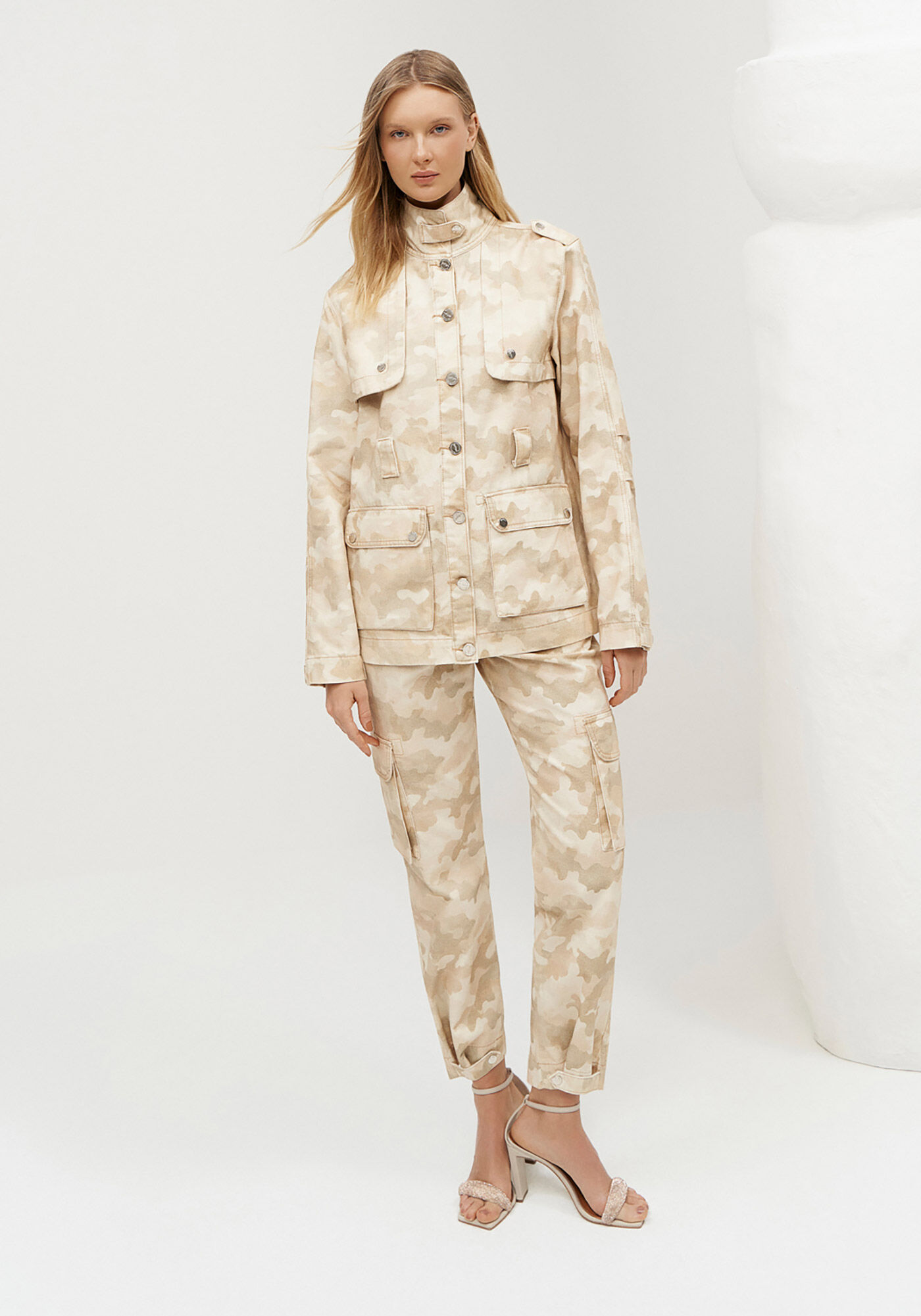 Jaqueta Parka Sarja Camuflada com Cinto, IL24-CAMUFLADO, large.