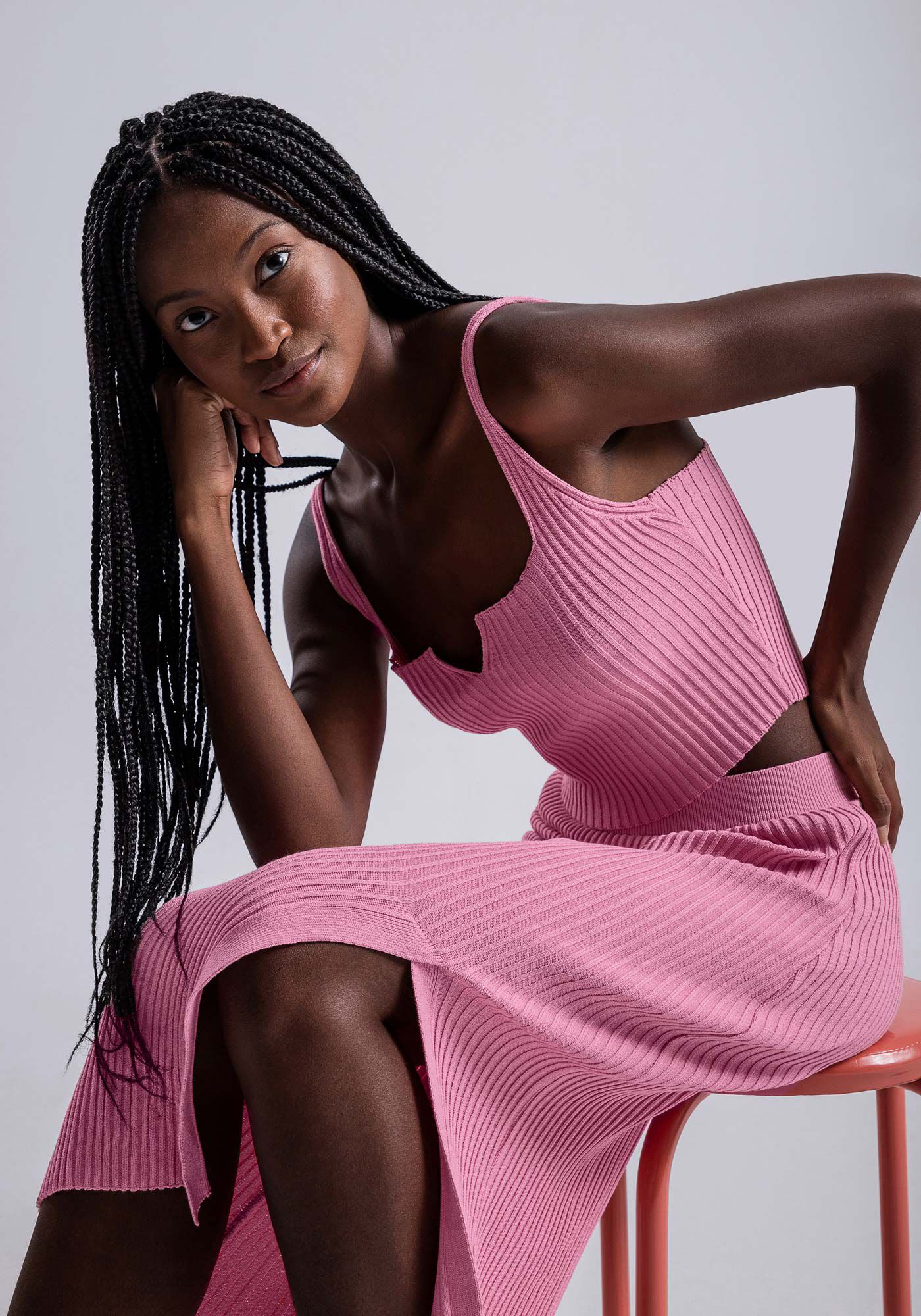 Saia Midi Cintura M&eacute;dia em Tric&ocirc; com Fenda, ROSA FABULOUS, large.