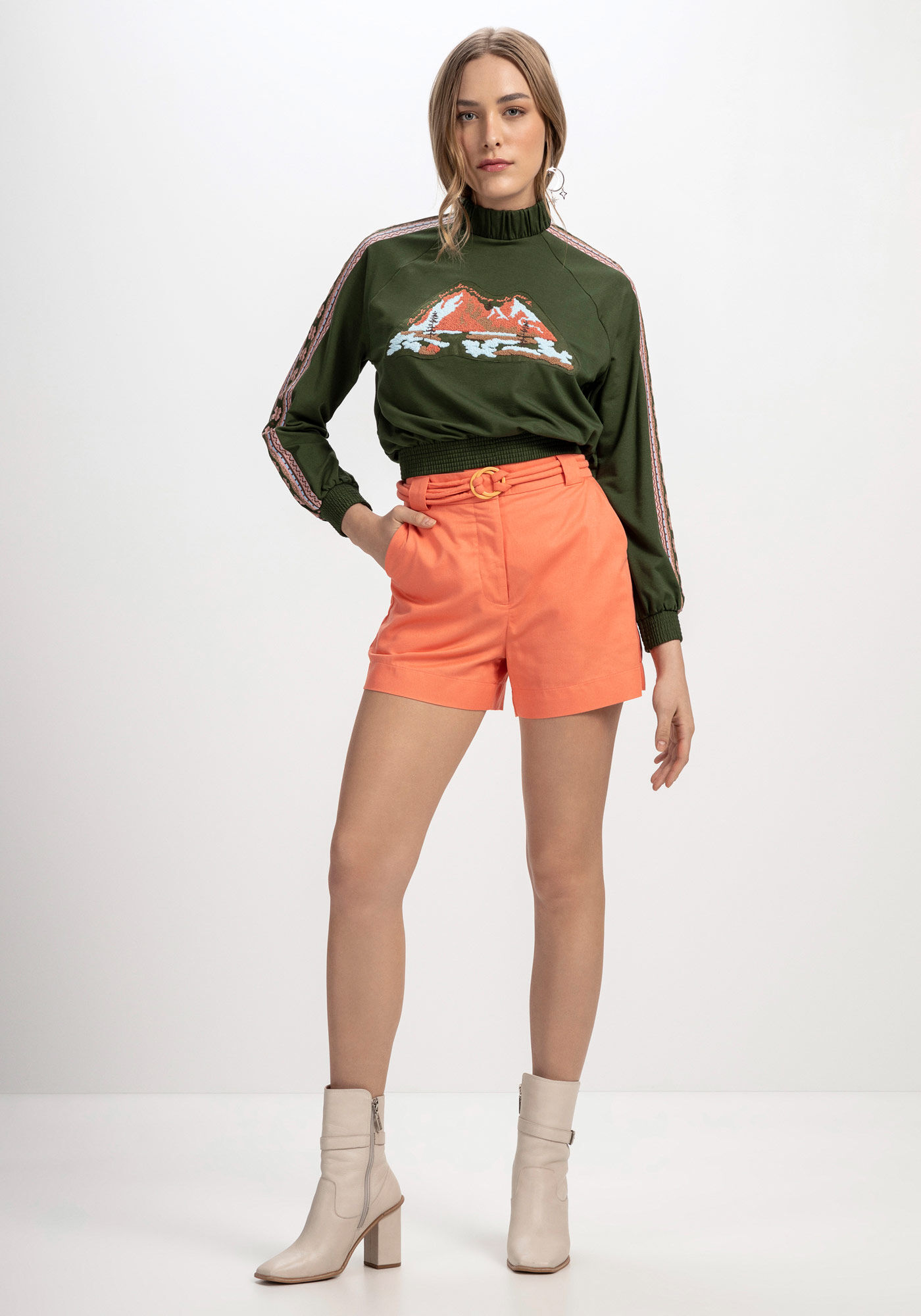 Blusa Manga Longa em Moletom com Bordado, VERDE TURFA, large.