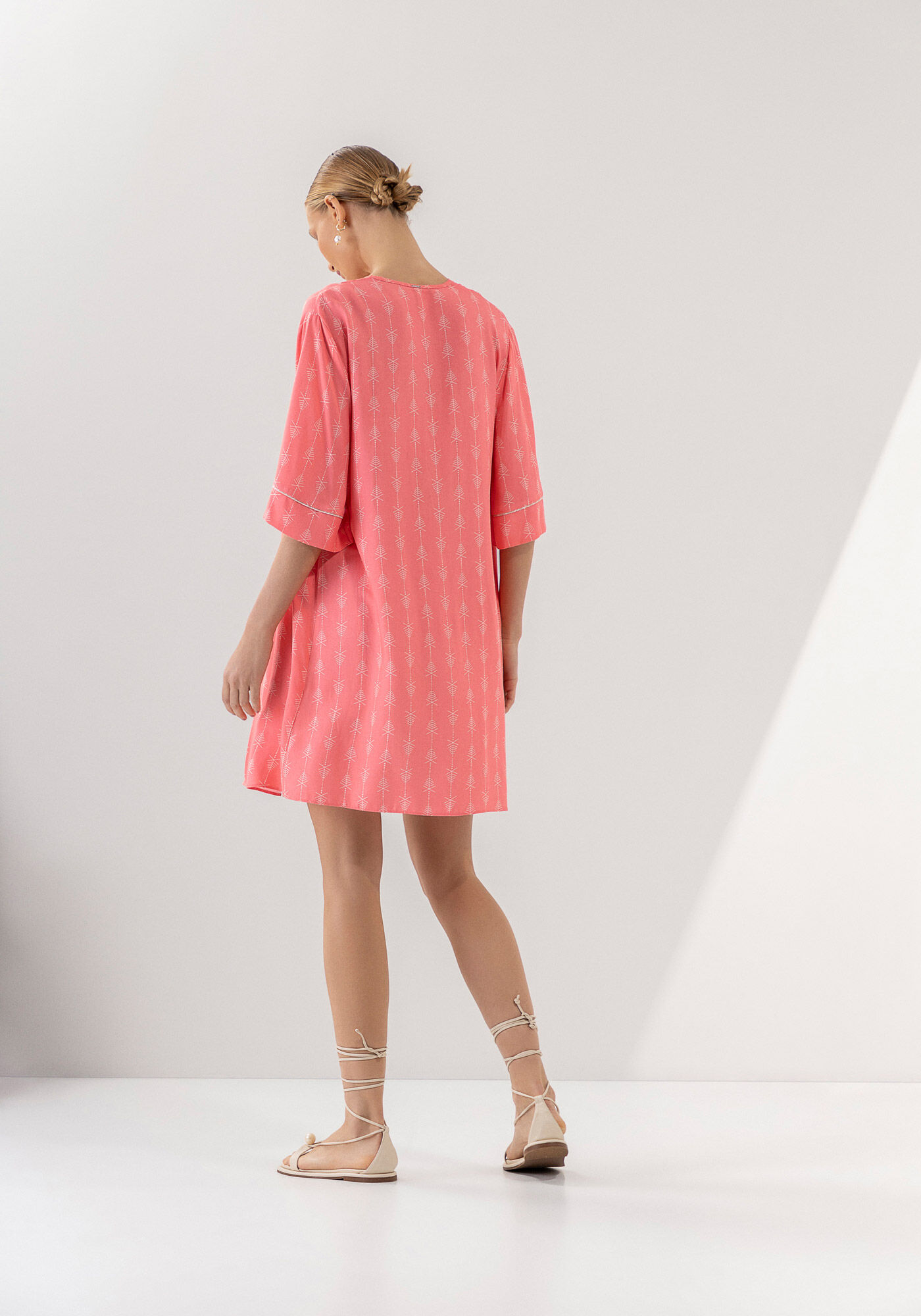 Kimono Alongado Estampado em Viscose com Cinto, FISH, large.