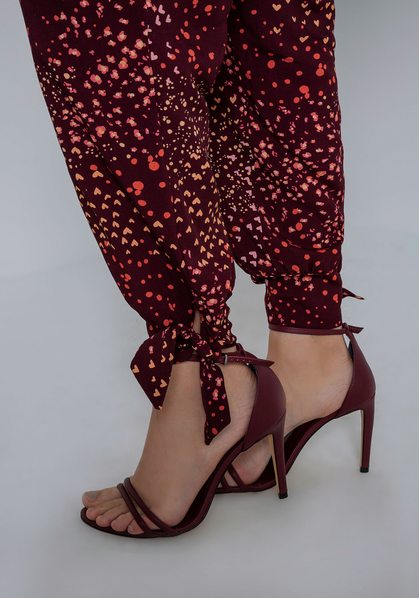 Cal&ccedil;a Jogging com La&ccedil;o Barra, , large.