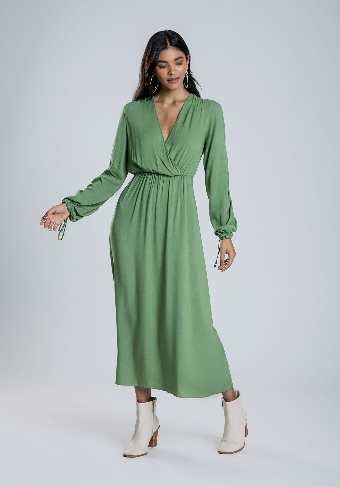 Vestido Midi Transpassado com Recorte Mangas, VERDE MOVIMENTO, large.