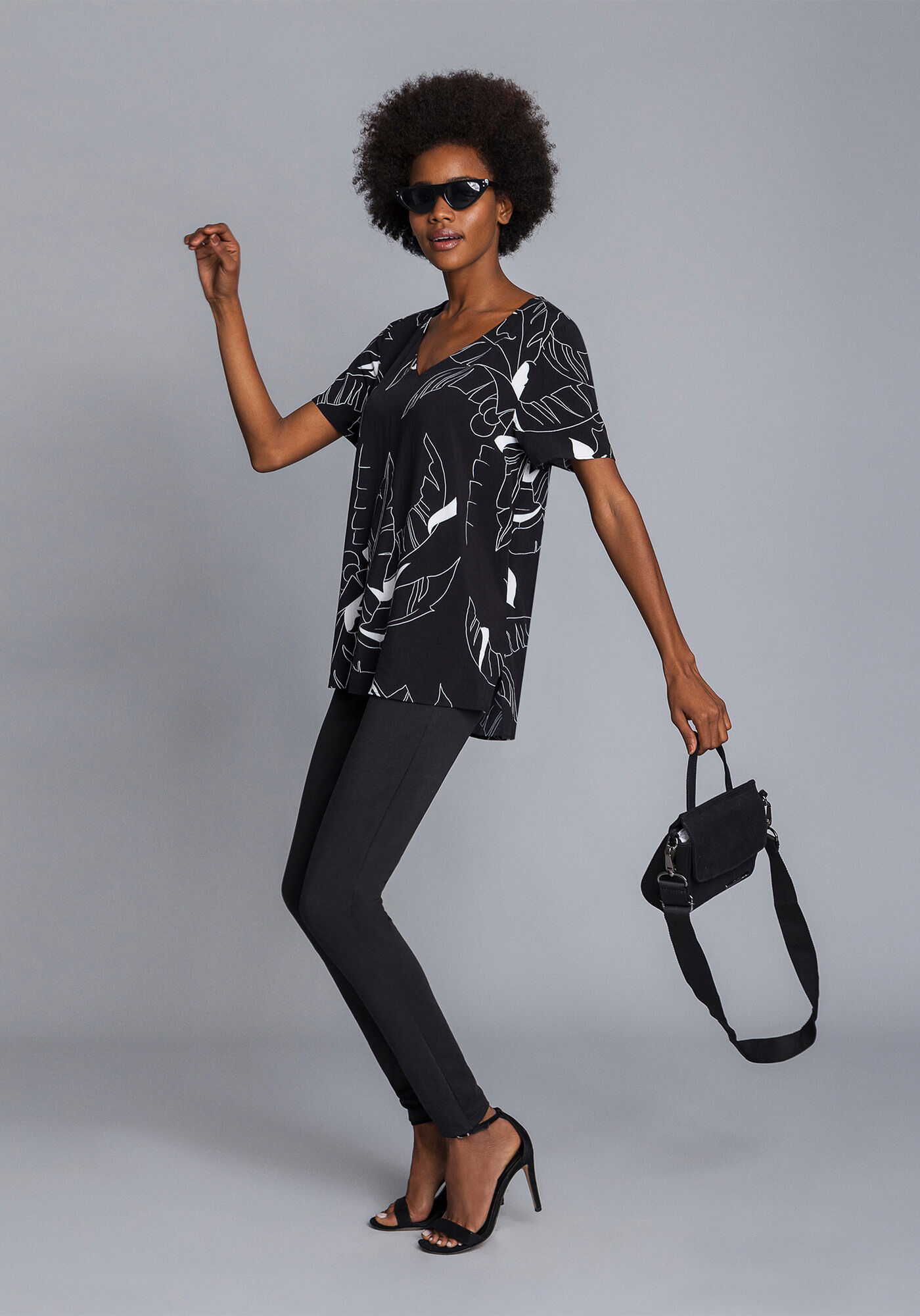 Blusa Estampada Decote V, , large.