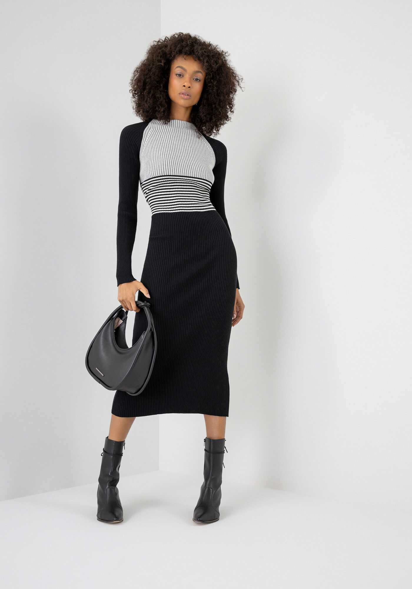 Vestido Midi Manga Longa em Tric&ocirc; com Listrado, PRETO REATIVO, large.