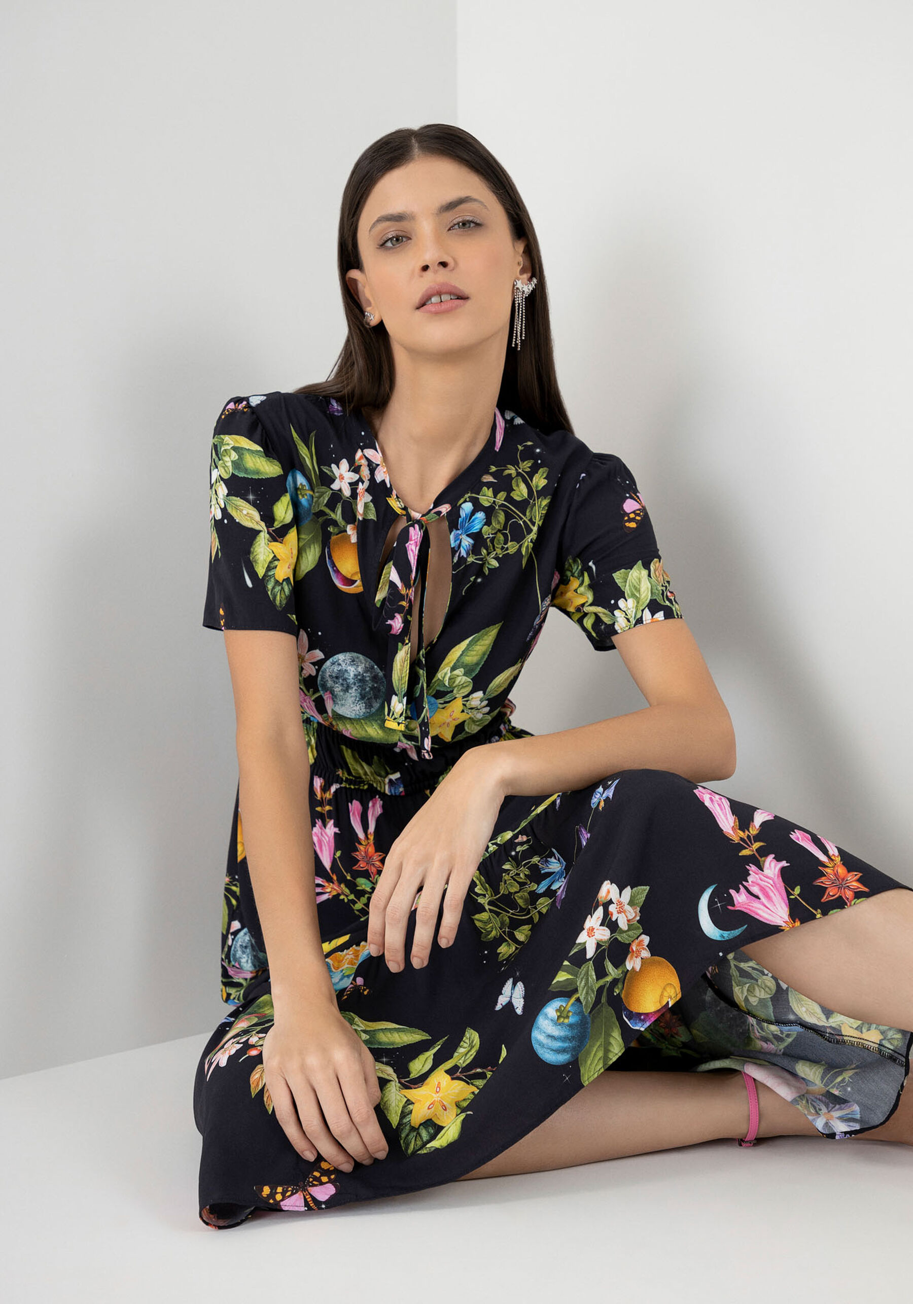 Vestido Midi Estampado em Viscose com Bolso, FRUTARIO. Vestido Midi Estampado em Viscose com Bolso, FRUTARIO, large.