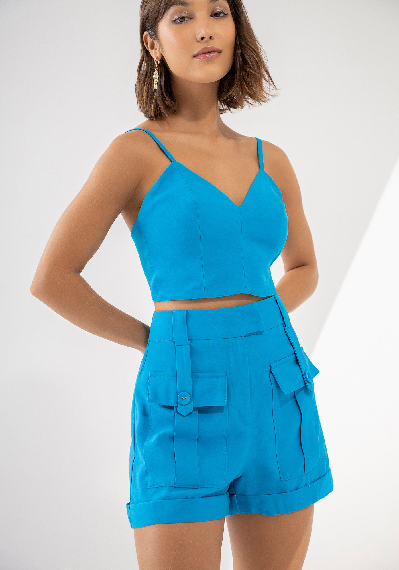 Shorts Cintura Alta com Bolsos Utilit rios Lez a Lez