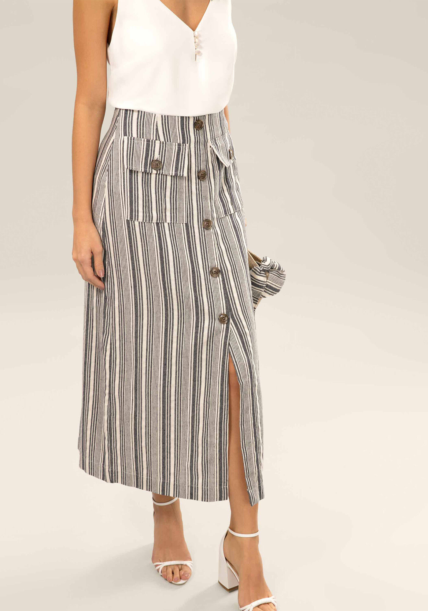 Saia M&iacute;di Listrada Bot&otilde;es, , large.