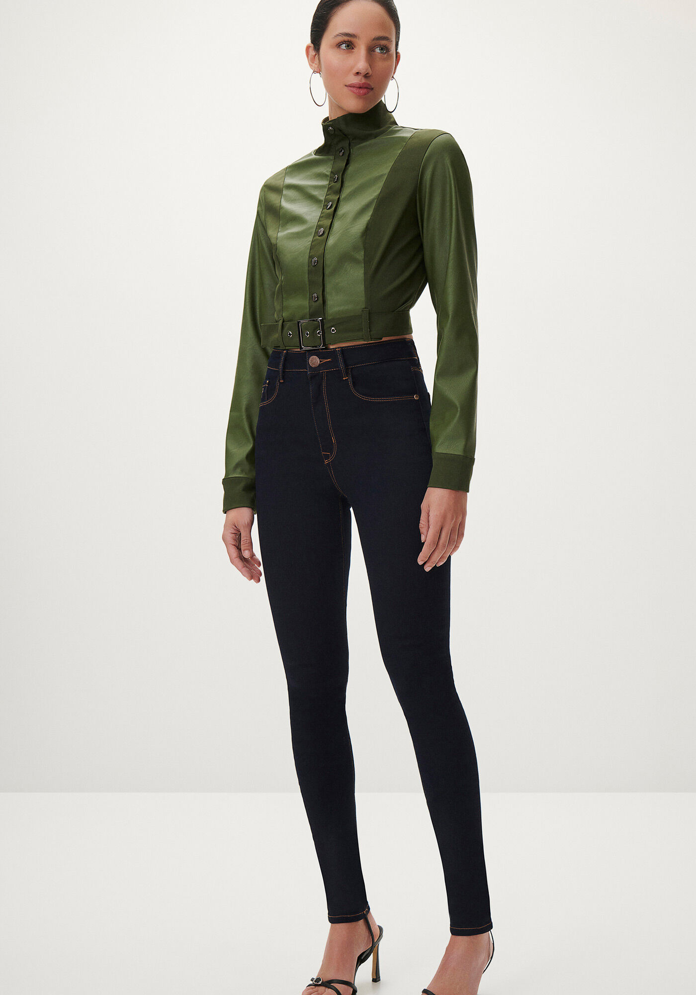 Cal&ccedil;a Jeans Skinny Cintura Alta Escura, JEANS, large.