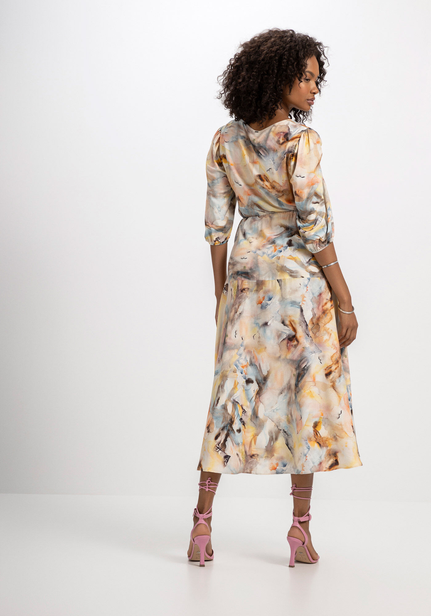 Vestido Midi Estampado em Viscose com Amarra&ccedil;&atilde;o, , large.