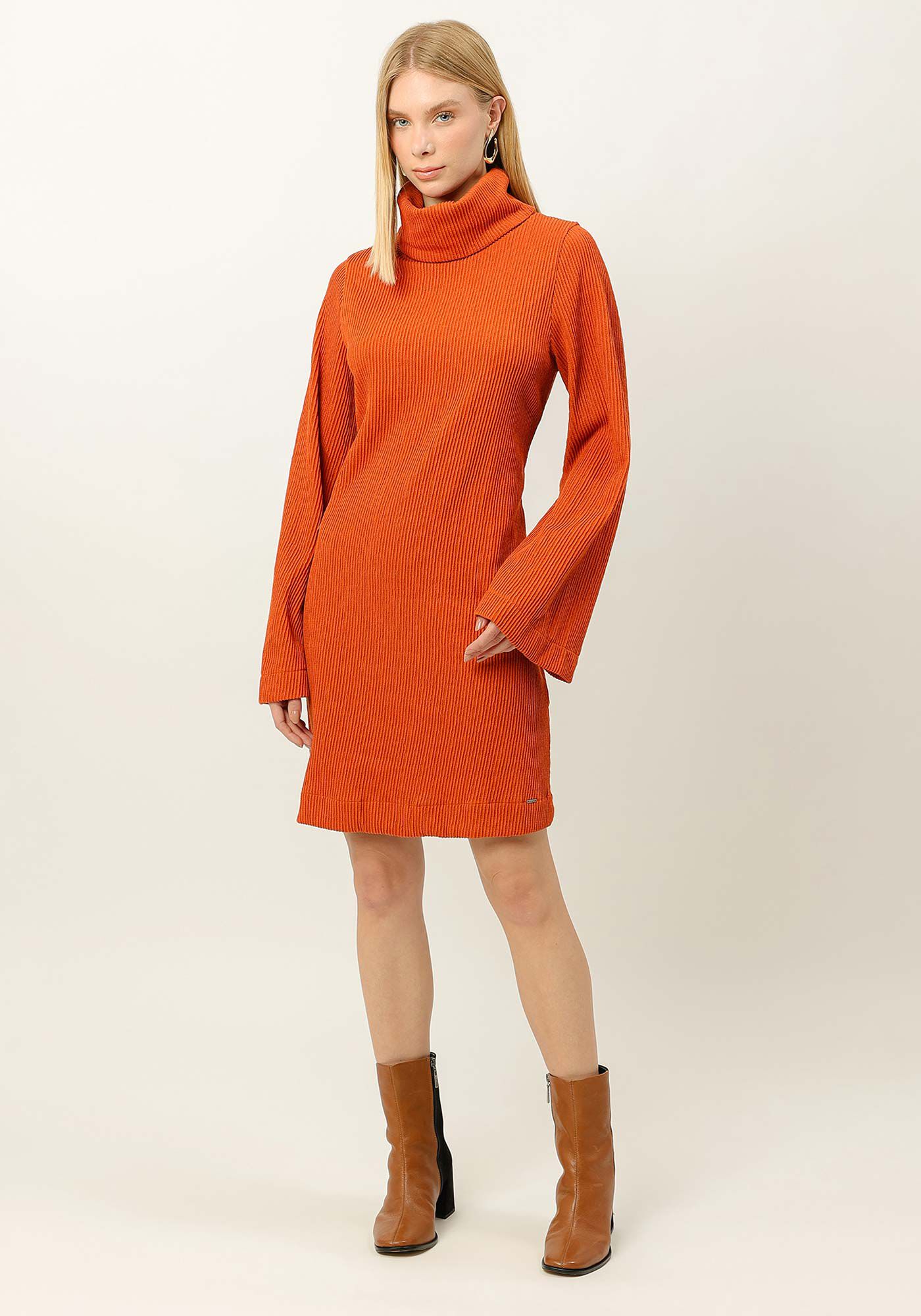 Vestido Curto Manga Longa com M&aacute;xi Gola Alta, , large.