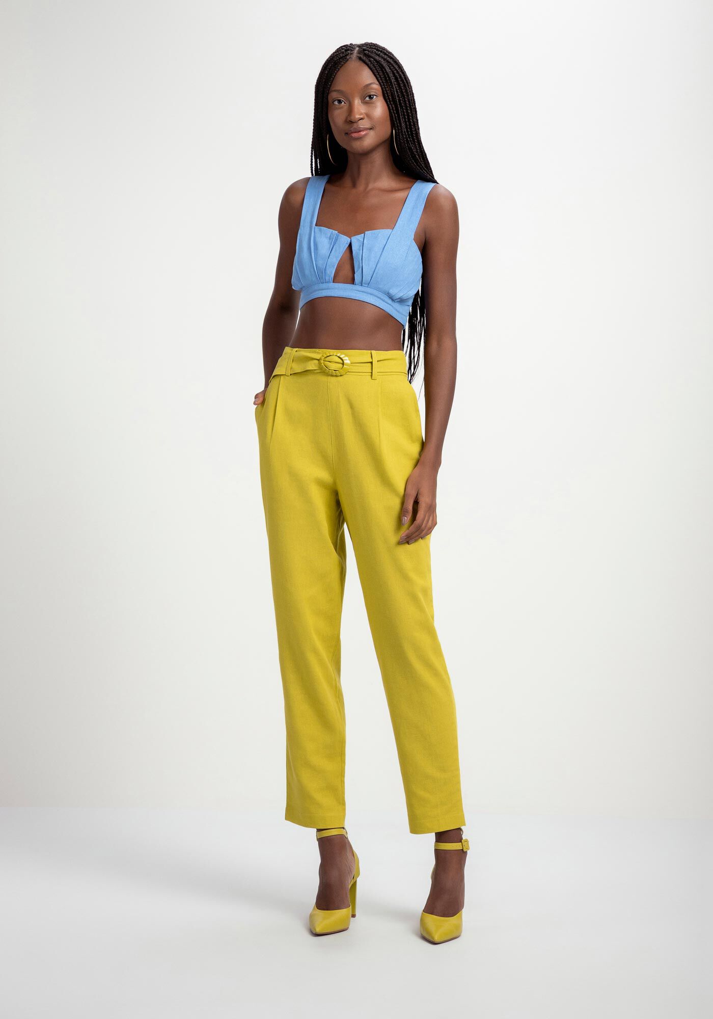 Cal&ccedil;a Carrot Slim em Linho com Cinto, AMARELO ENCANTO, large.