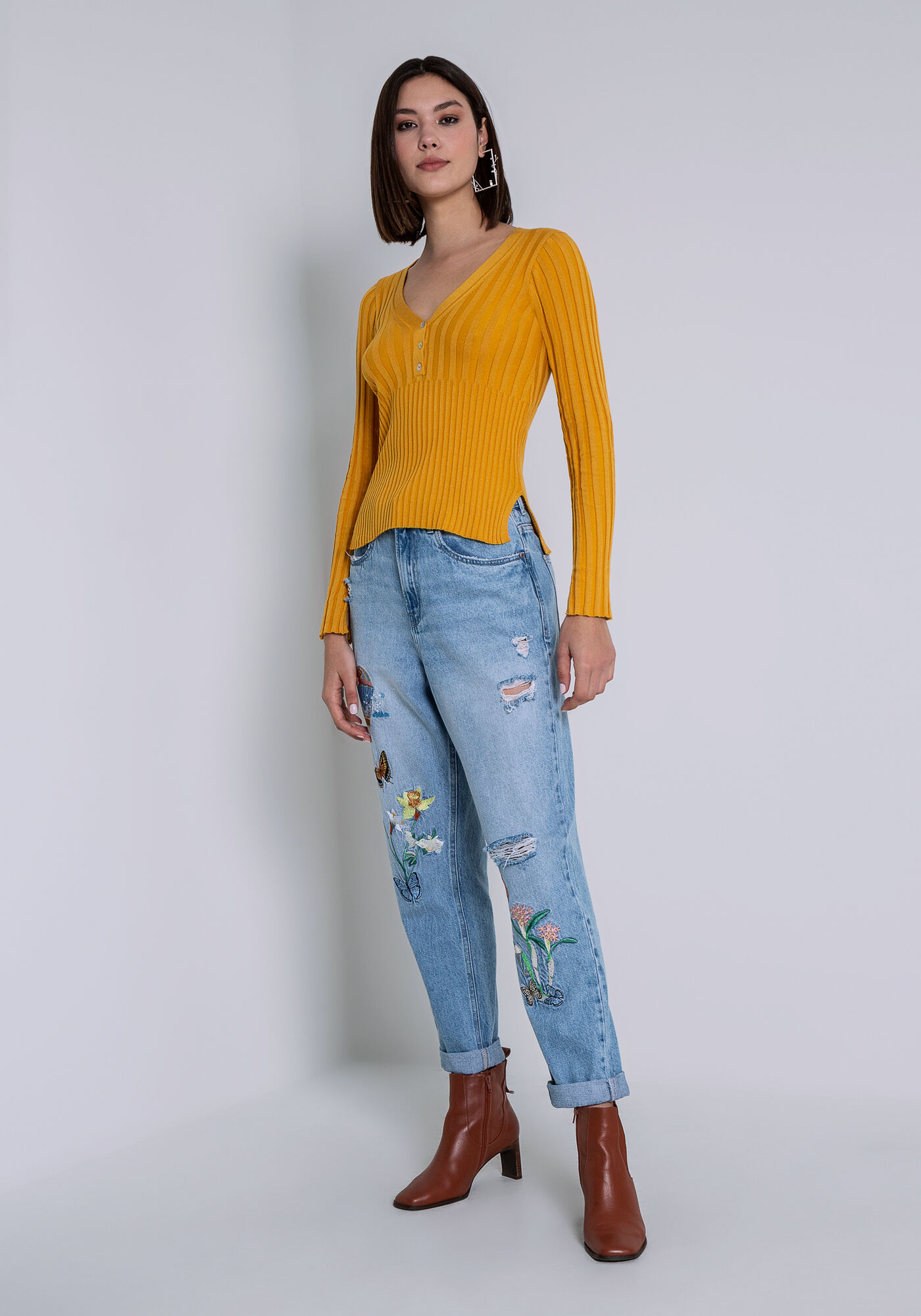 Blusa Manga Longa em Tric&ocirc; com Bot&otilde;es, , large.