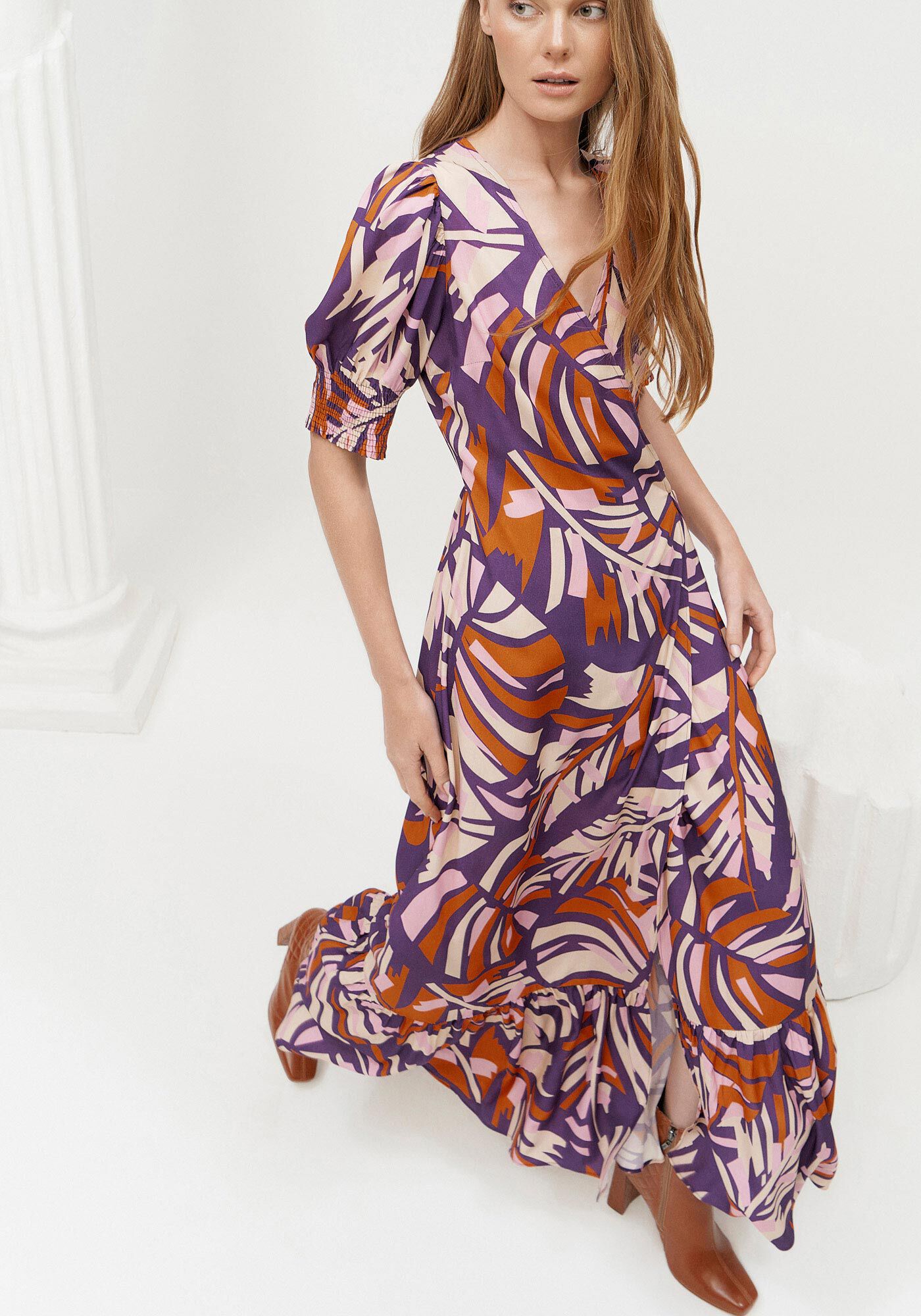 Vestido Midi Transpassado em Viscose Estampado, PURPLE FOREST, large.