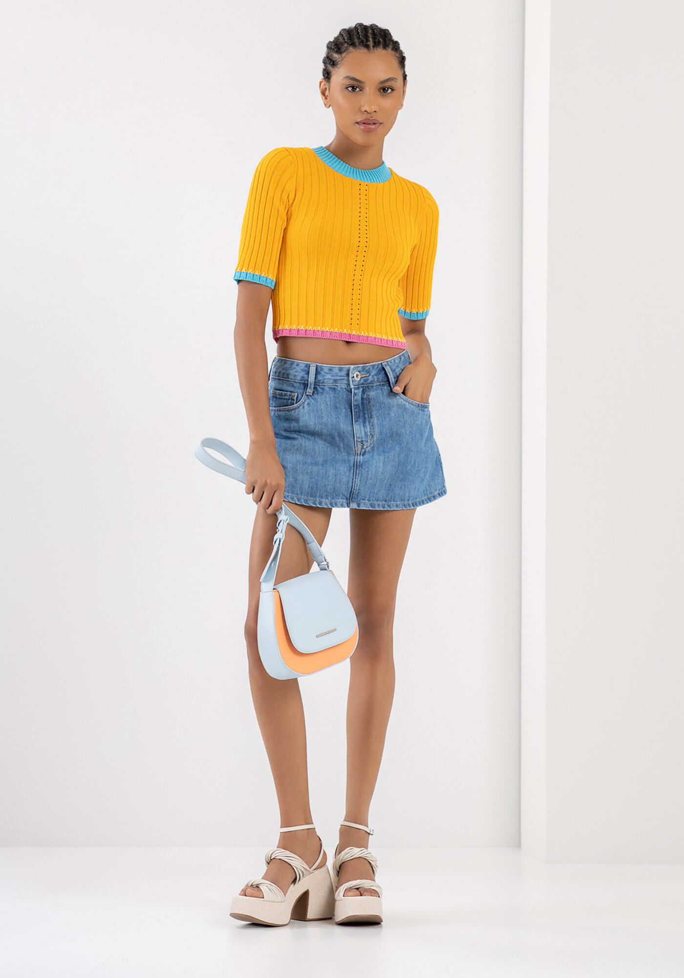 Blusa Manga Curta em Tric&ocirc; com Detalhe Frente, , large.