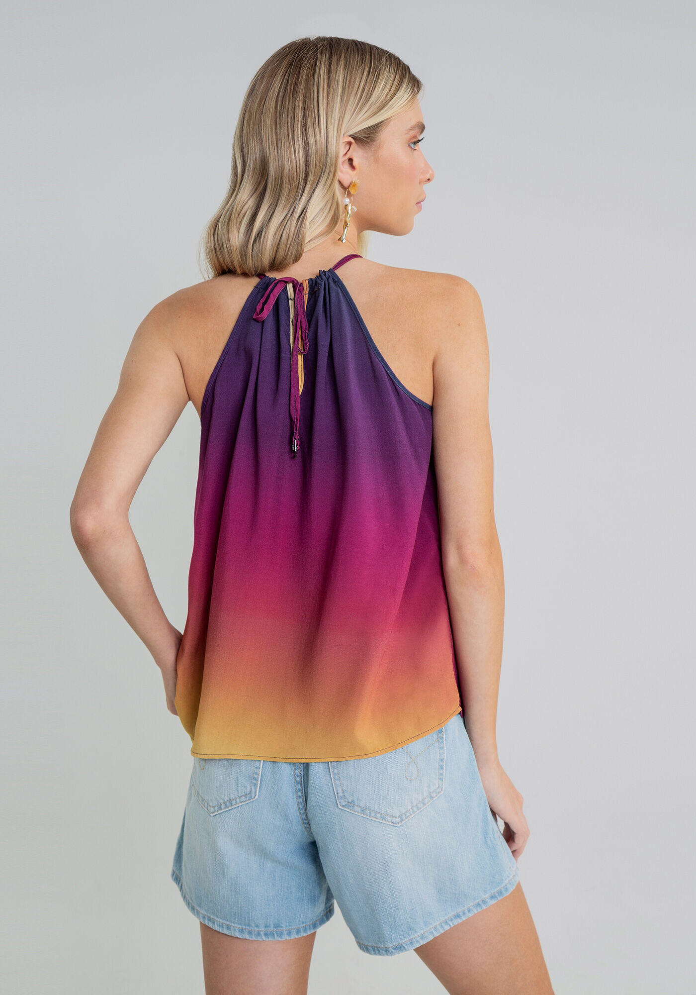 Blusa com Al&ccedil;as Detalhe Decote, , large.