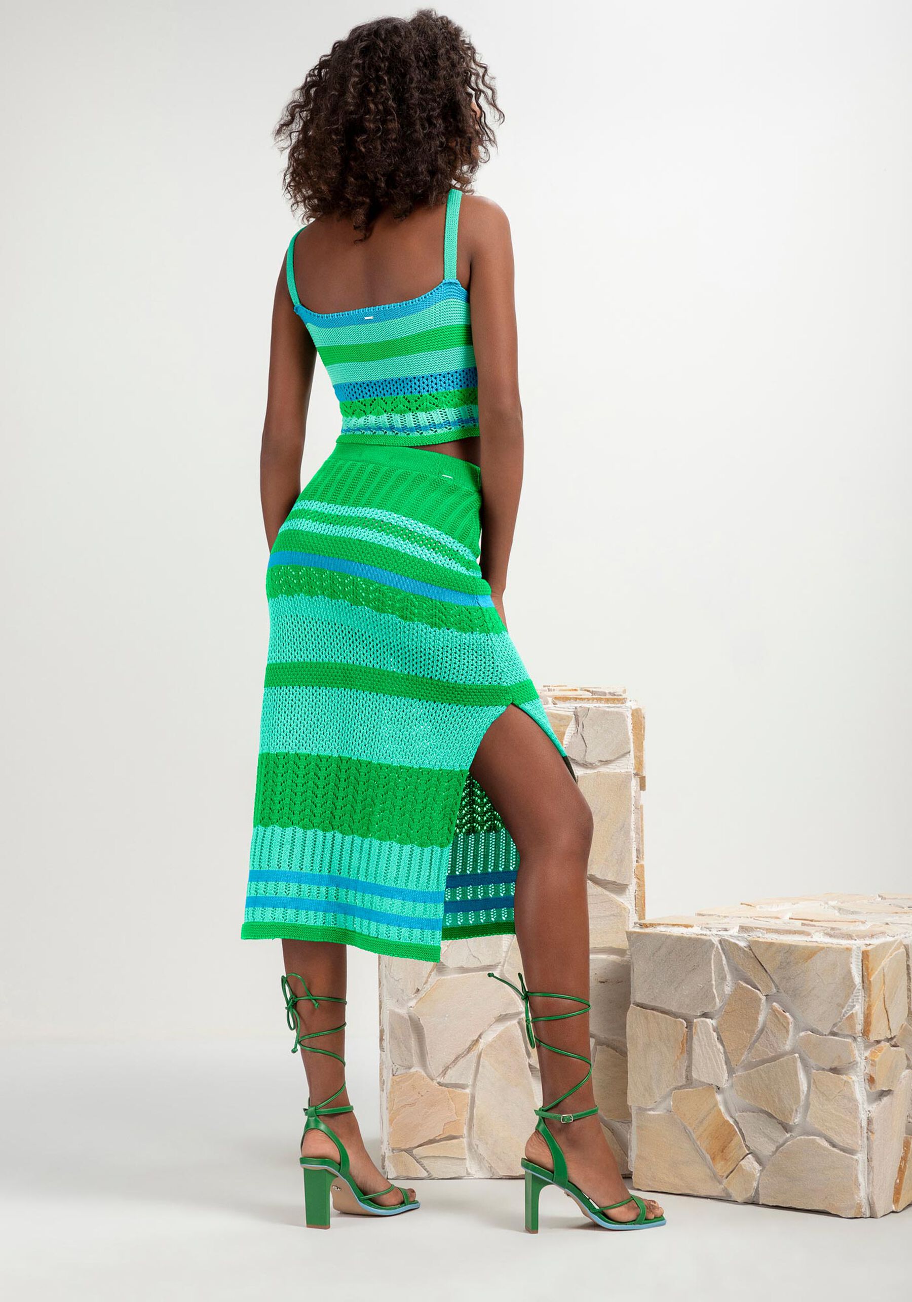 Saia Midi Listrada em Tricô, . Saia Midi Listrada em Tricô, , large.