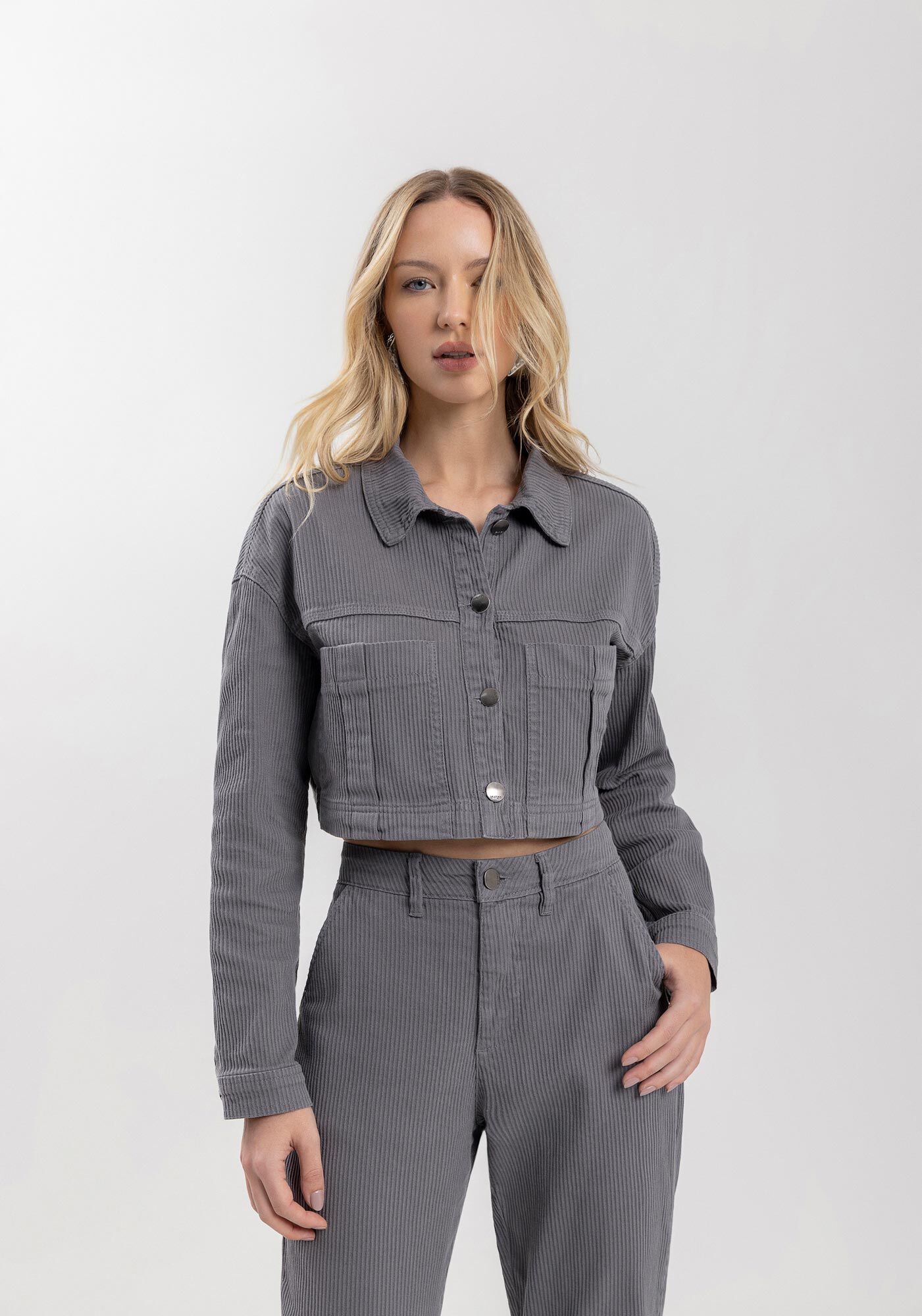 Jaqueta Cropped Cotel&ecirc; Em Sarja Com Bolsos Frontais, , large.