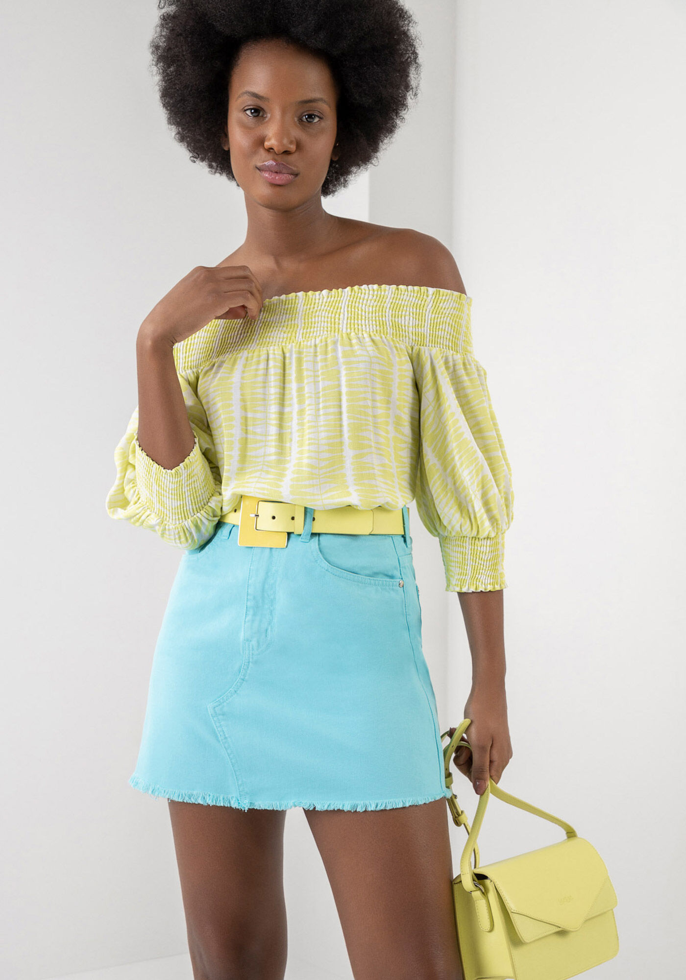 Blusa Ombro a Ombro em Viscose Estampada, , large.