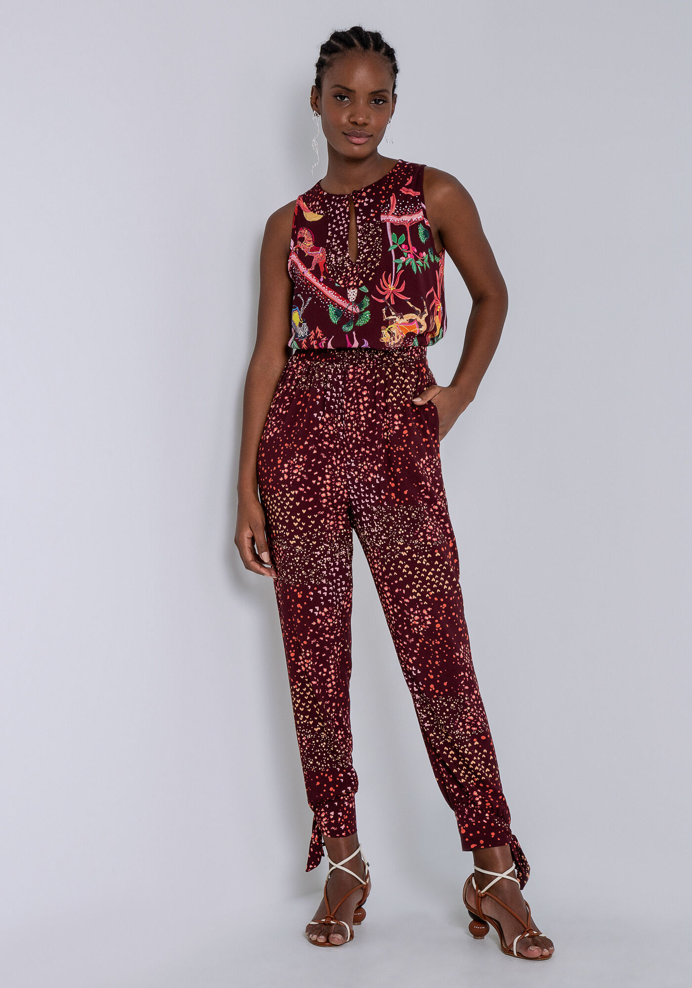 Blusa Sem Mangas com Recorte Decote, NOITE ENCANTADA, large.